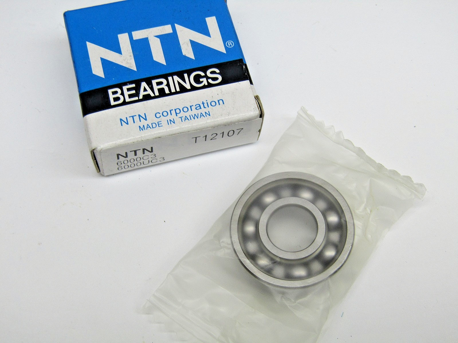 SKF 6000 C3 10mm x 26mm x 8mm Open Bearing