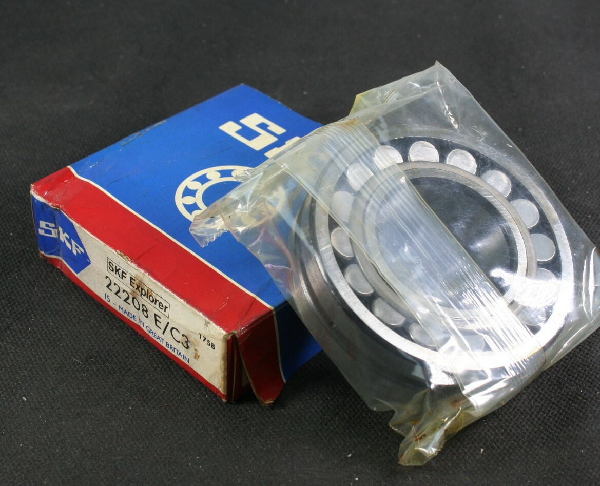 One (1) SKF 22208 E C3 Spherical Roller Bearing 50 MM ID Great Britain NEW