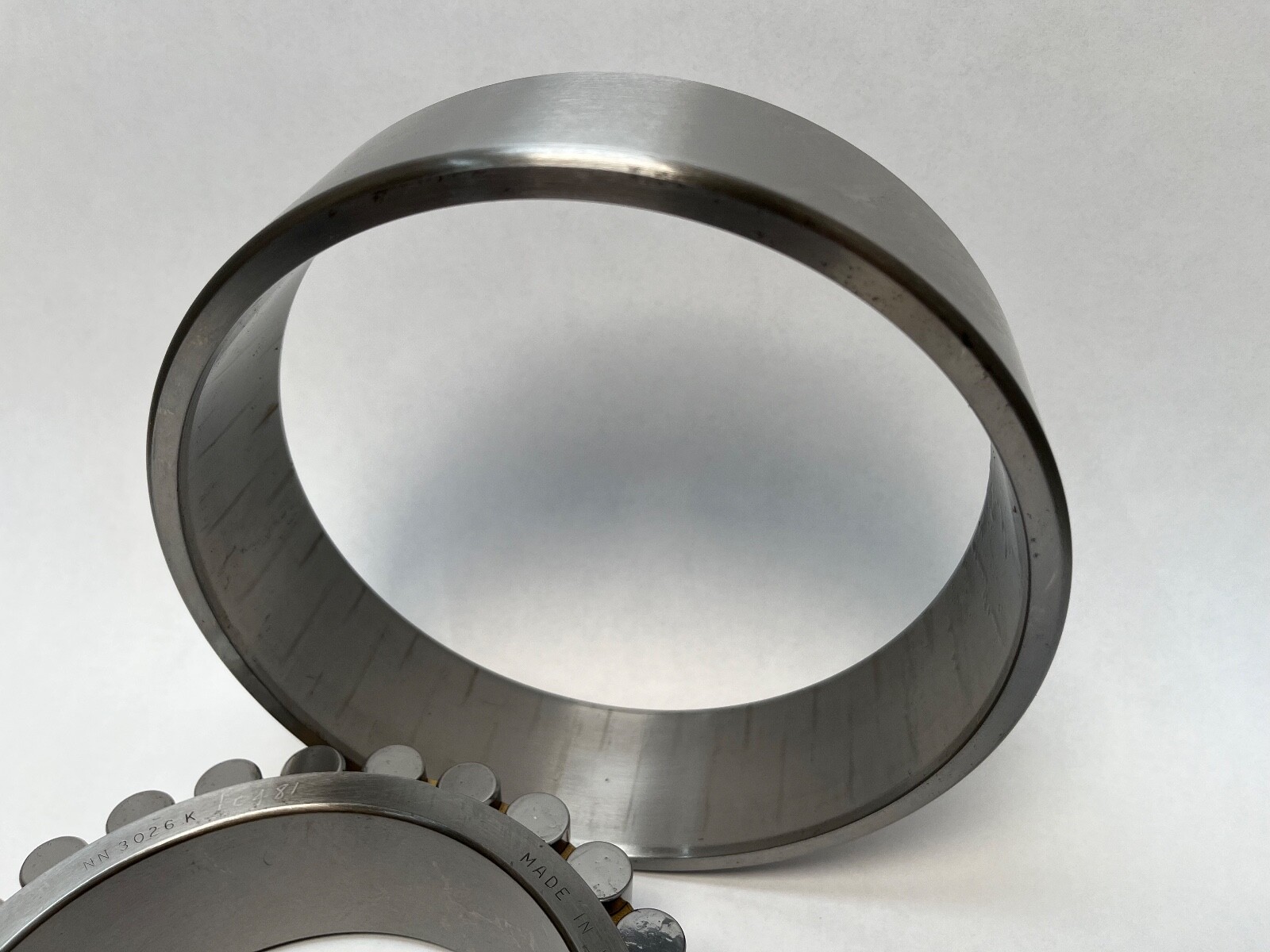 SKF NN3026-KMC/C481 Cylindrical Bearing 130x200x52mm NN3026 NN-3026-K-M-C481 USA