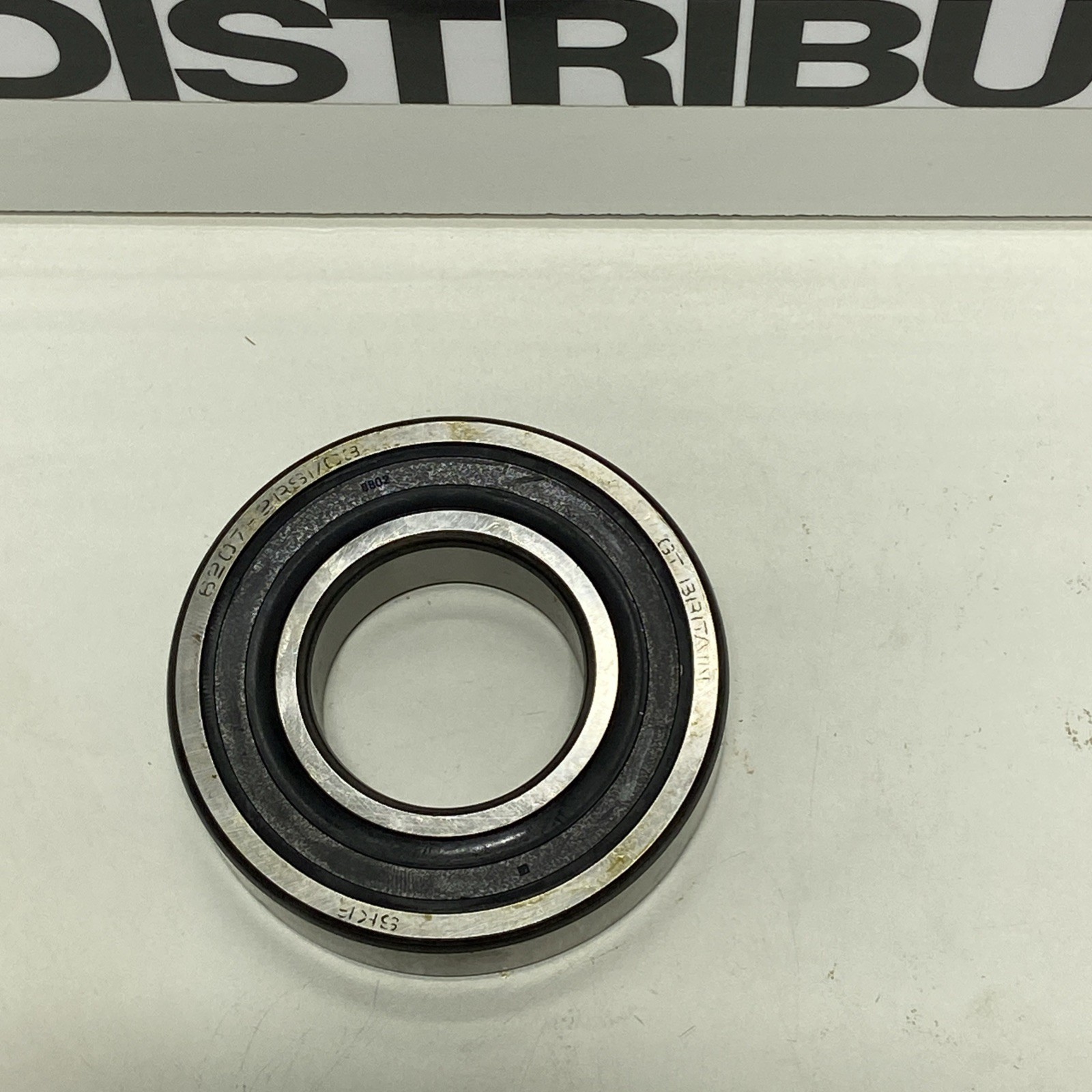 SKF 6207 2RS JEM 35mm x 72mm x 17mm Sealed Bearing 62072RSJEM