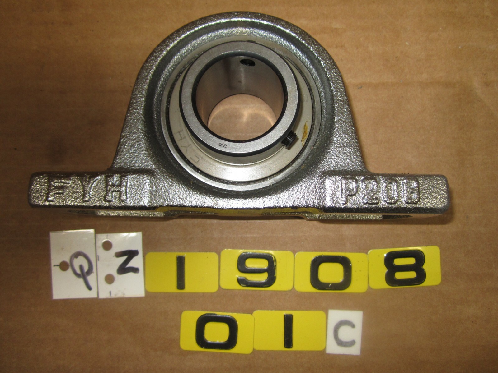 FYH UCP 208 PILLOW BLOCK BEARING
