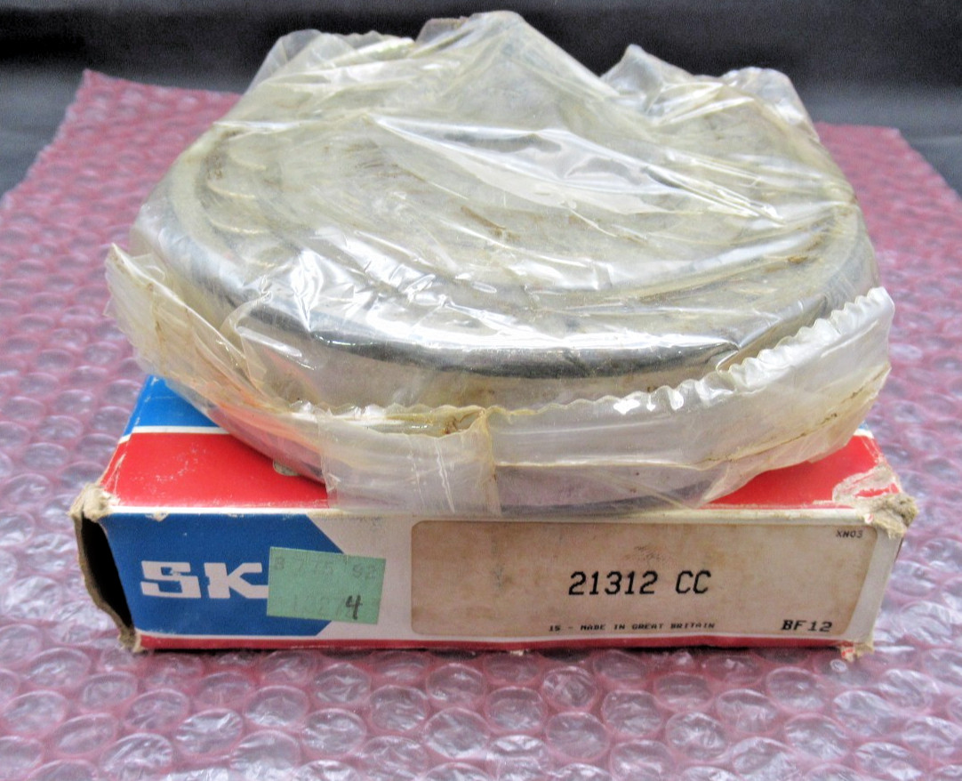 *US SELLER* SKF 21313-CC Spherical Bearing 60x140x33mm GREAT BRITAIN *NEW*