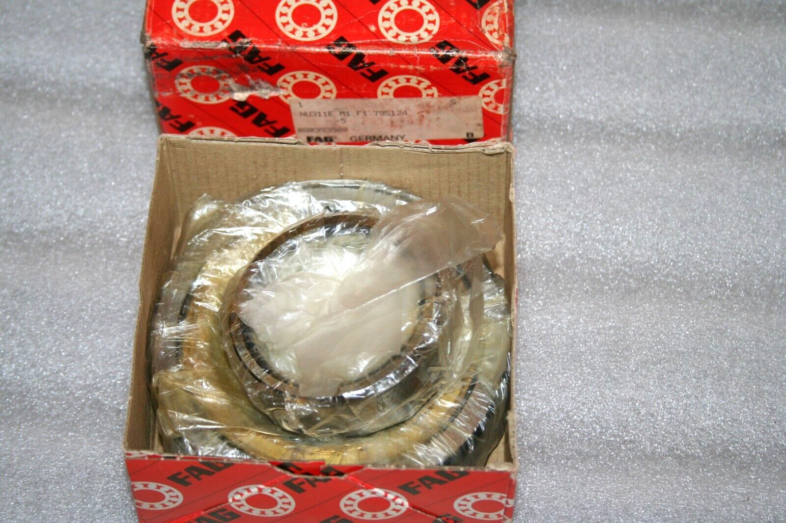 FAG NU311E.M1.F1 Cylindrical Roller Bearing NU311E.F1.T51F * NEW *