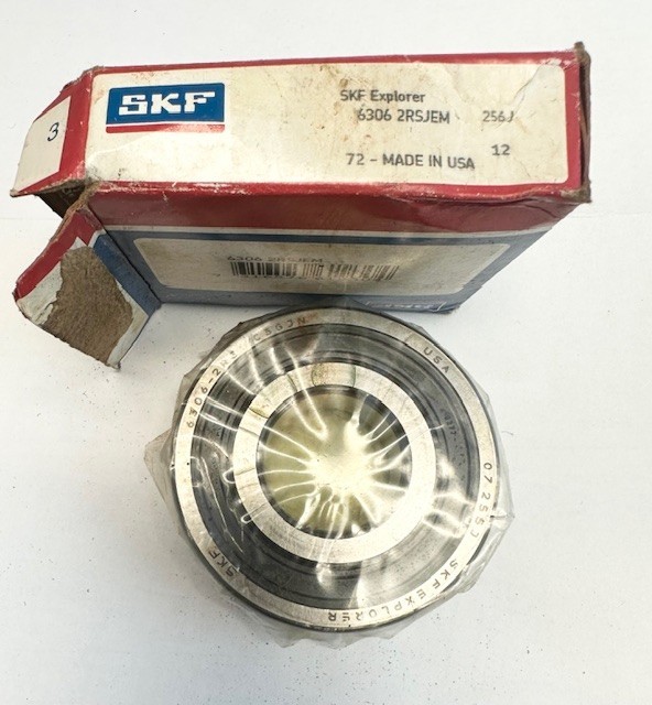 Lot of 2 SKF 6306 2RSJEM, Sealed Ball Bearing, 30x72x19mm