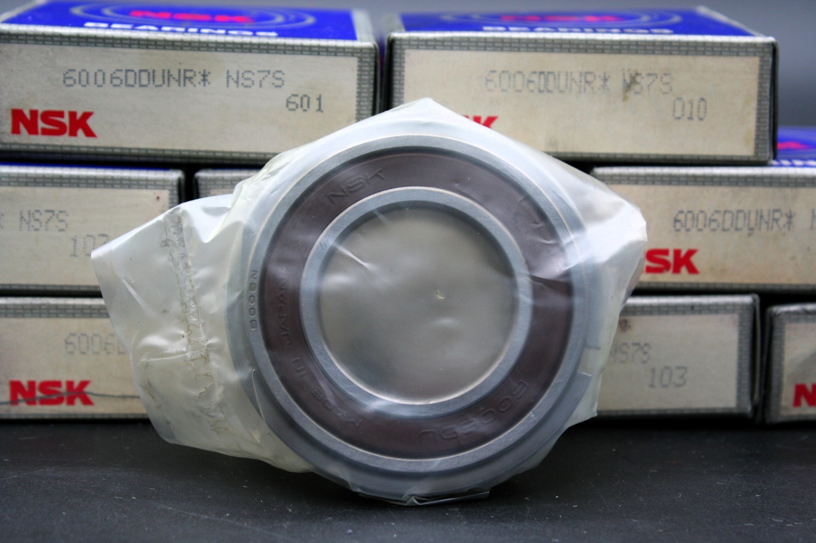 One (1) NSK 6006DDUNR Single Row Deep Groove Ball Bearing 30 mm ID Japan NEW