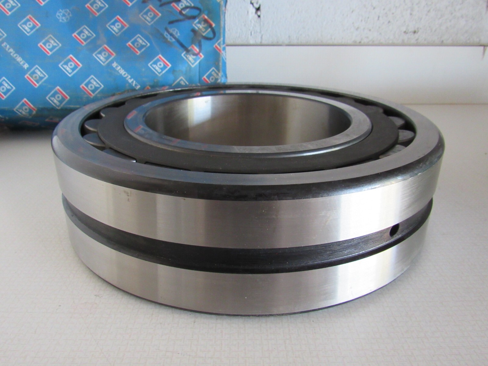 NEW SKF 22234 CCK/C3W33 ROLLER BEARING 22234CCKC3W33 170 mm x 310 mm x 86 mm