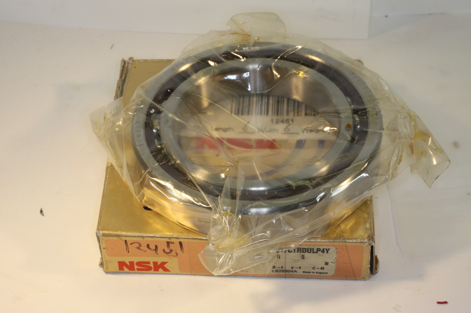 NSK BEARING 7017CTRDUHP4Y SUPER PRECISION