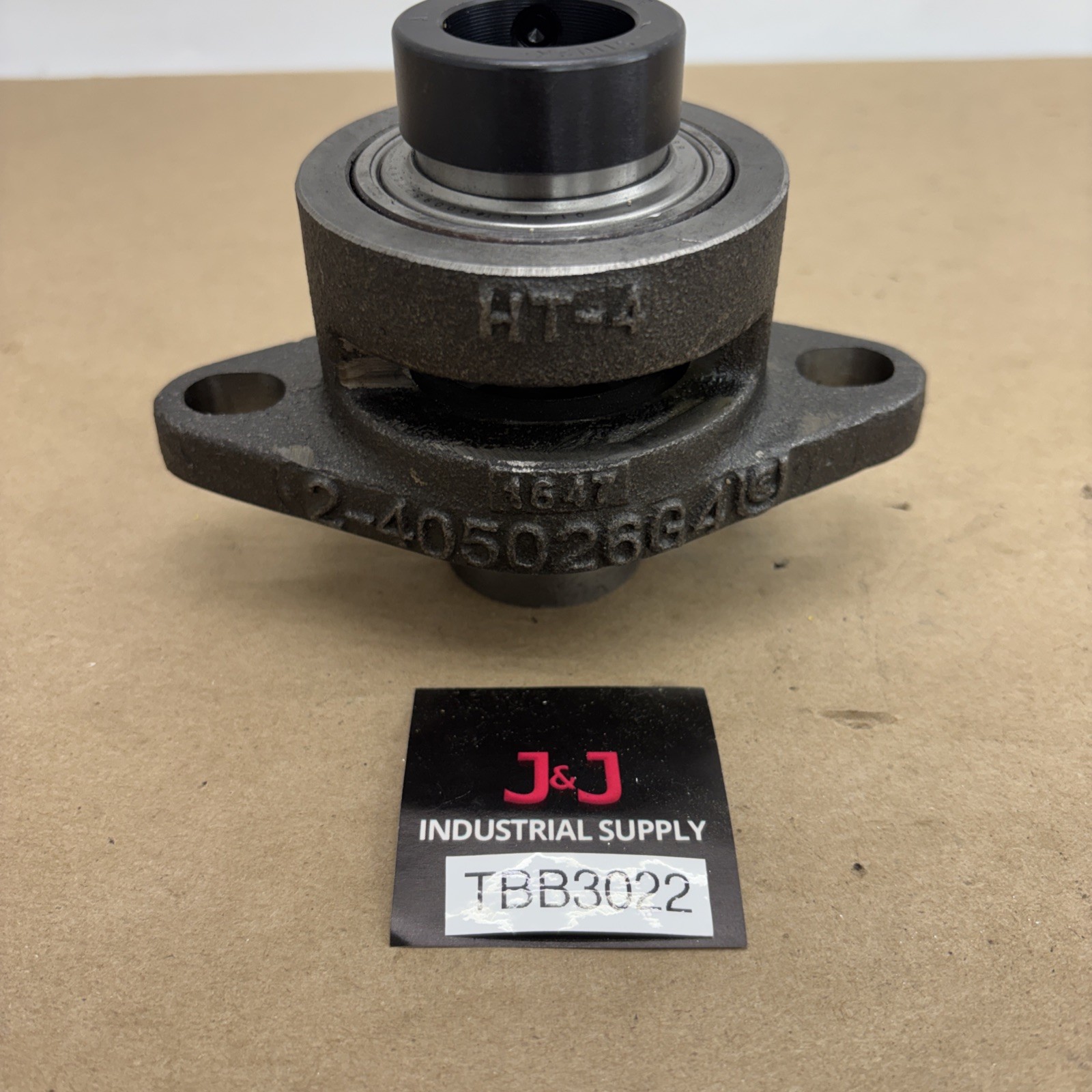 New United Conveyer 2-405026G4 Bearing Housing Assembly With Bearing And Collar.