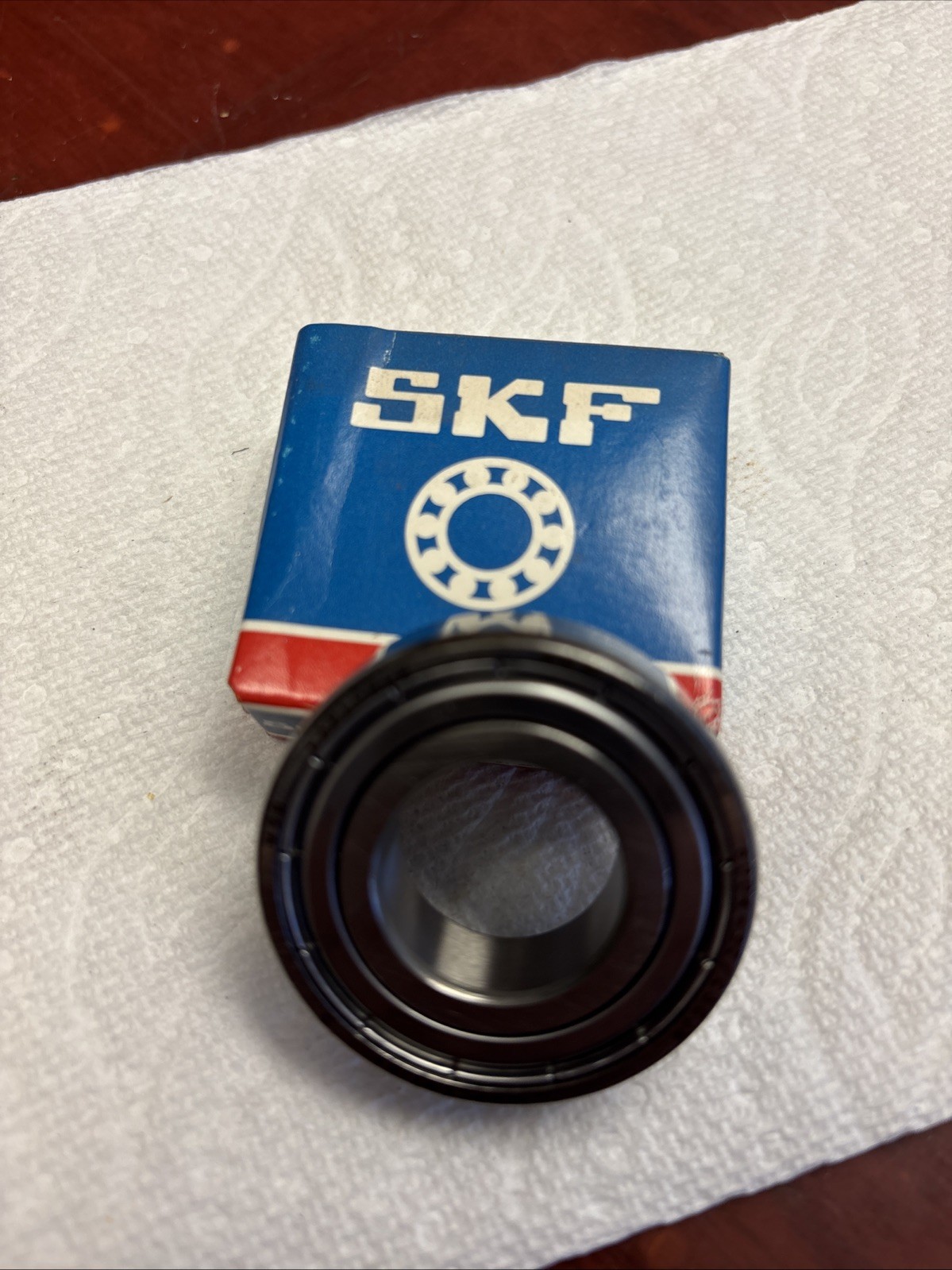 SKF 6004 2ZJEM Bearing