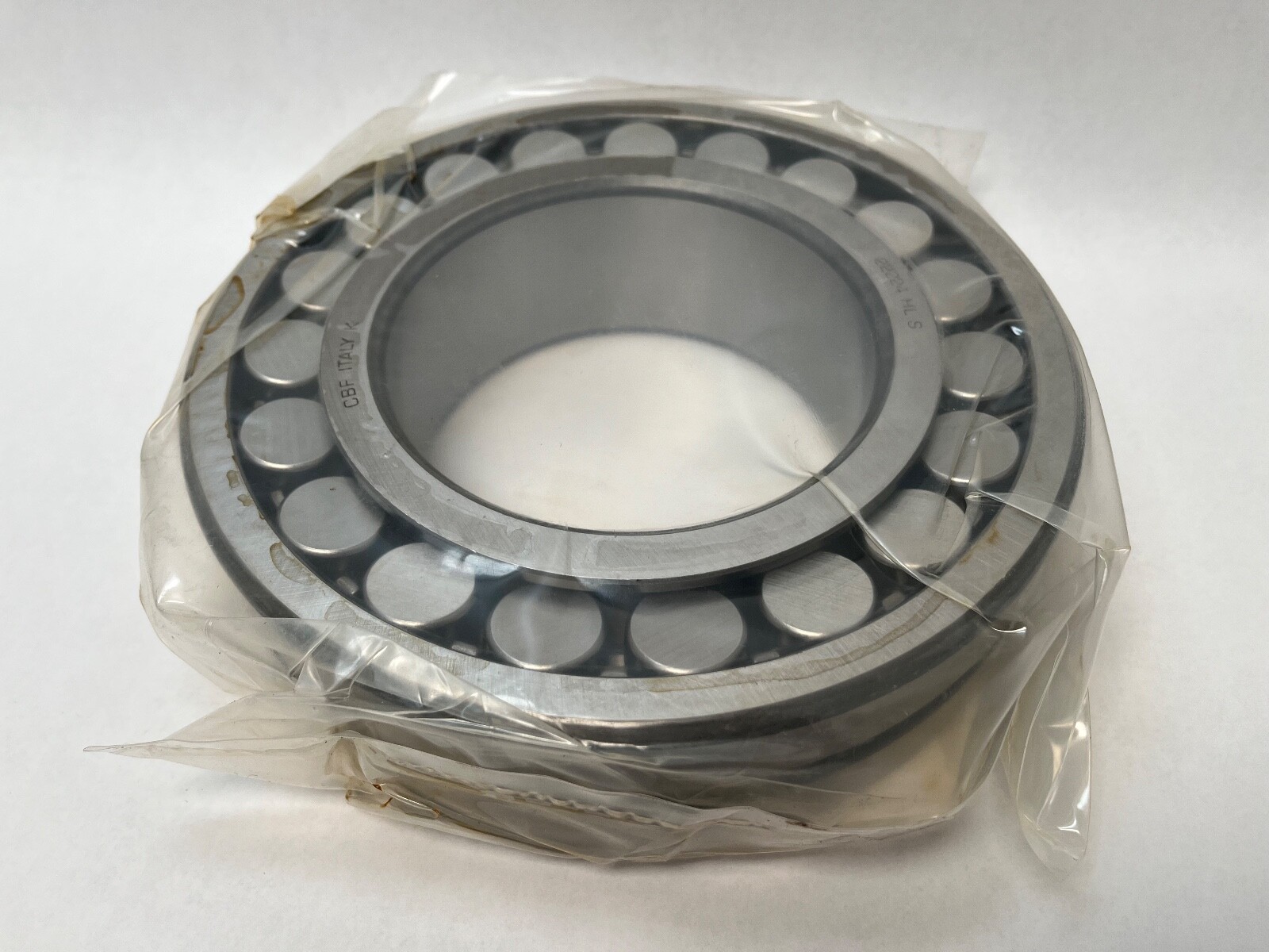CBF 22224HLS Spherical Bearing 120x215x58 mm 22224-HL-S Italy