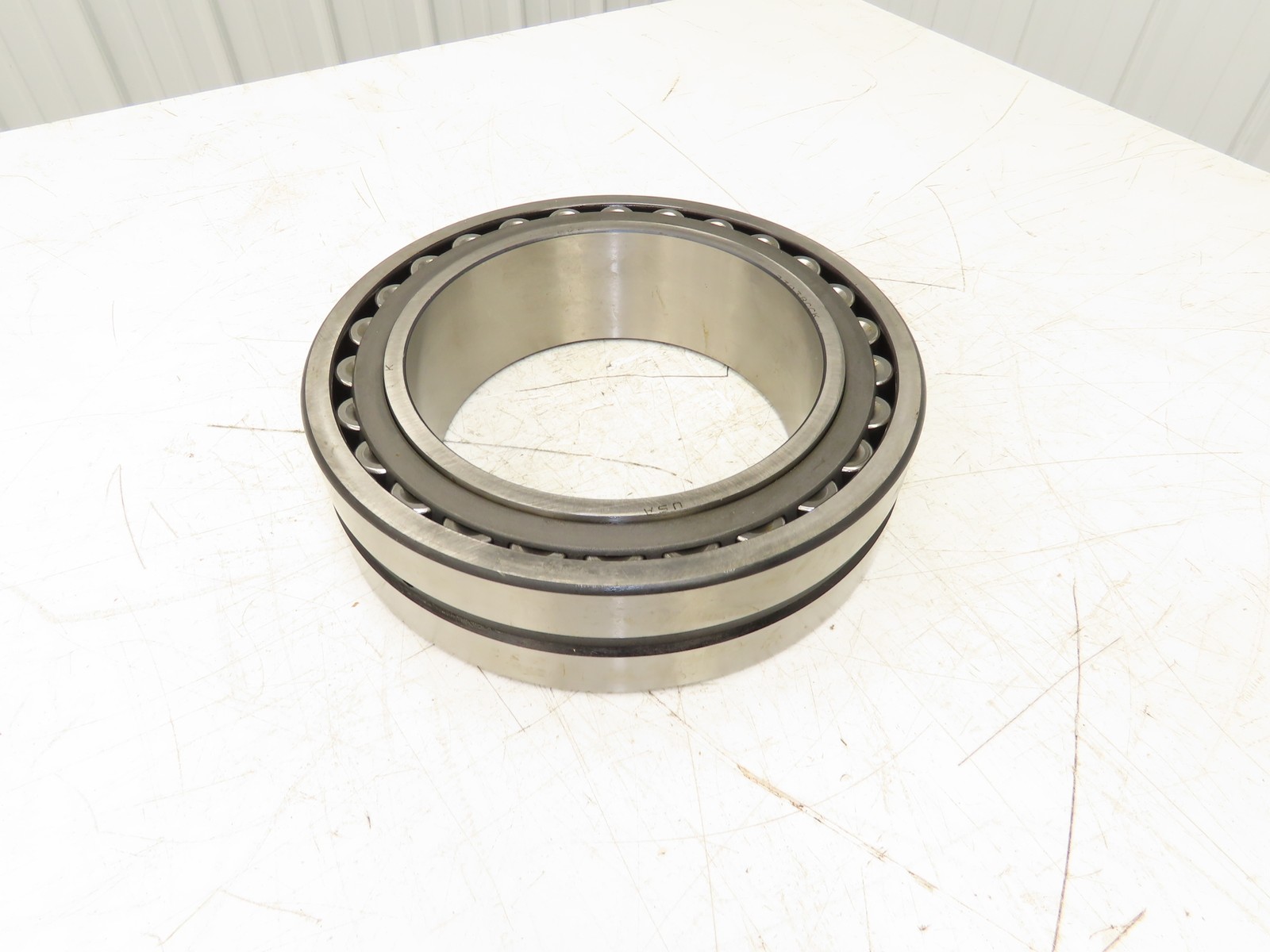 SKF 23038 CCKJ/W33 Spherical Roller Bearing 190mm ID x 290mm OD x 75mm Width