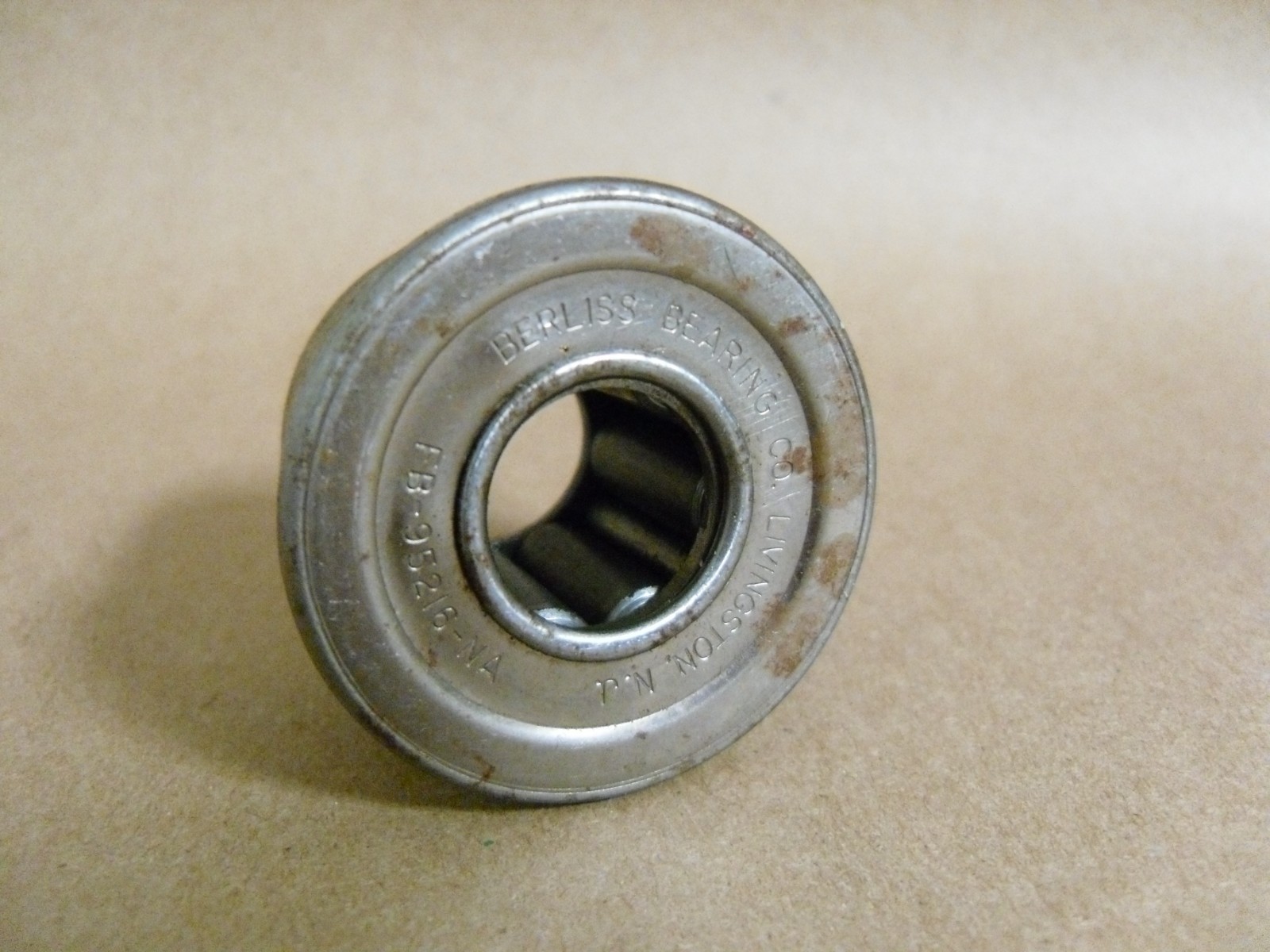 FB-95216 NA BERLISS FLANGED ROLLER BEARING