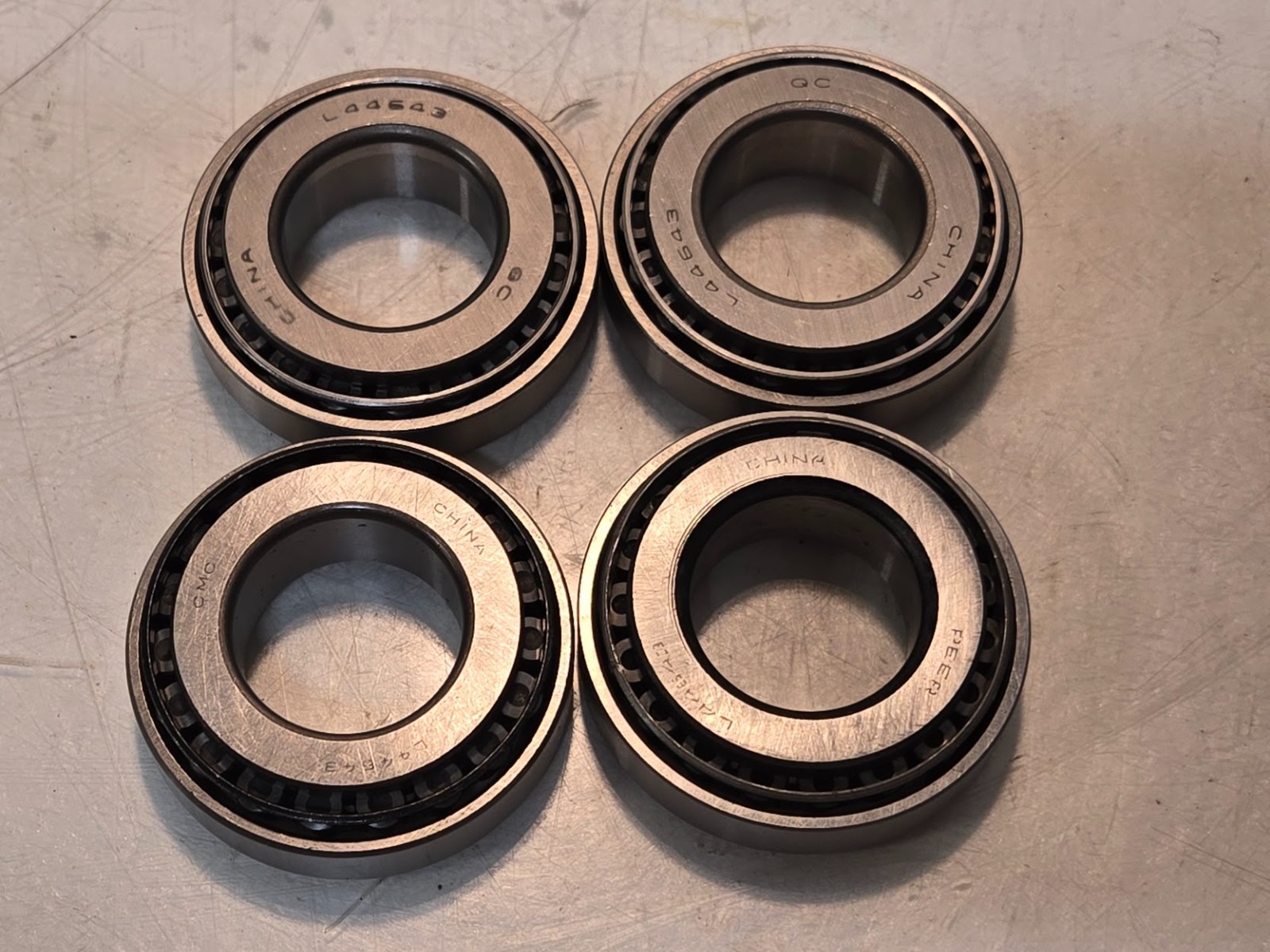4 Quantity of Tapered Roller Bearings L44643 – L44610 | 1″ Bore Diameter (4 Qty)