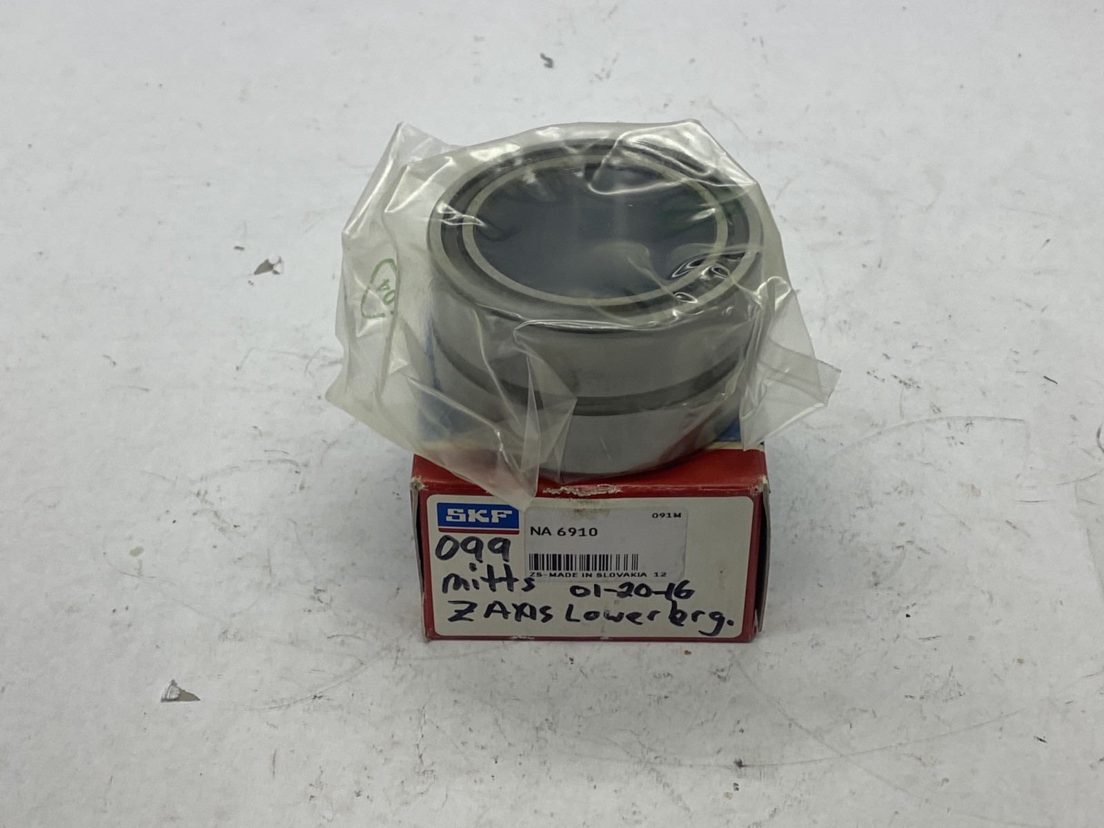 NEW IN BOX SKF 50mm Bore 72mm OD 40mm Width Open Needle Roller Bearing NA6910