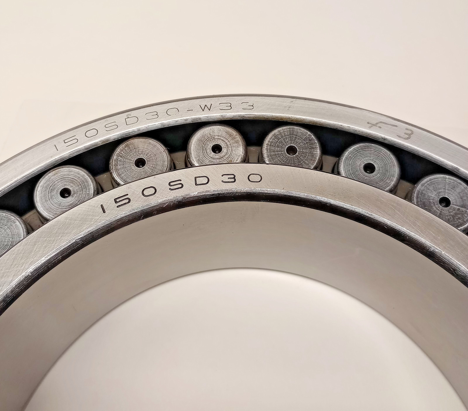 Torrington 150SD30W33F3 Spherical Roller Bearing USA 150x225x56mm ref#23030CCW33