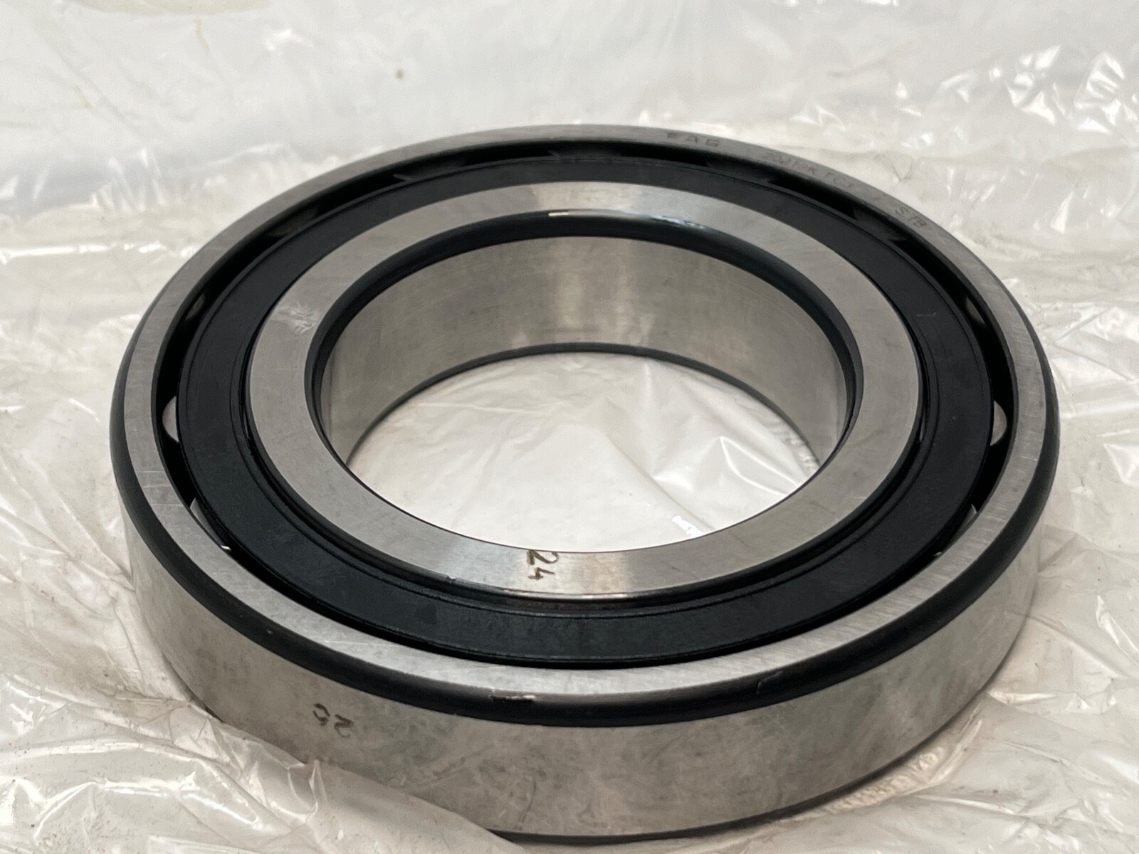 FAG 20212K.T.C3 Single Row Spherical Bearing 60x110x22 mm 20212-K-T-C3