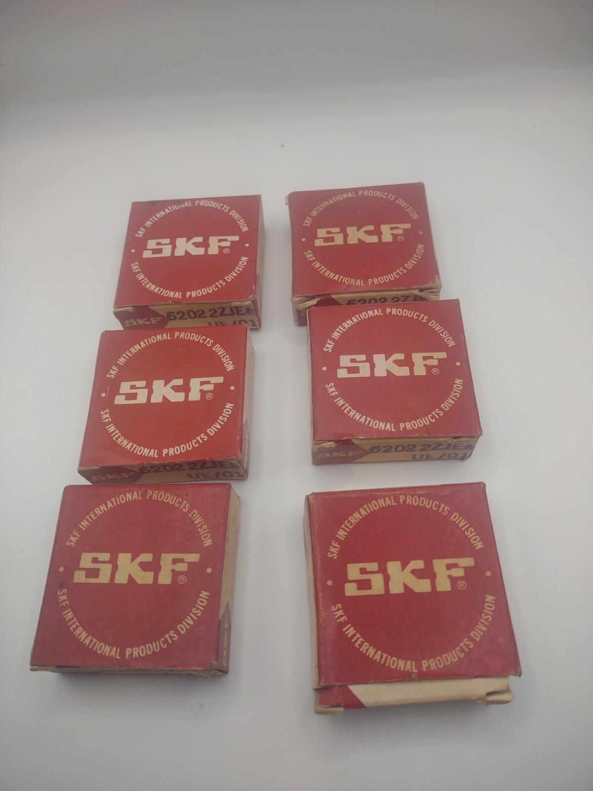 Lot of (6) SKF 6202 2ZJEM Ball Bearings NOS