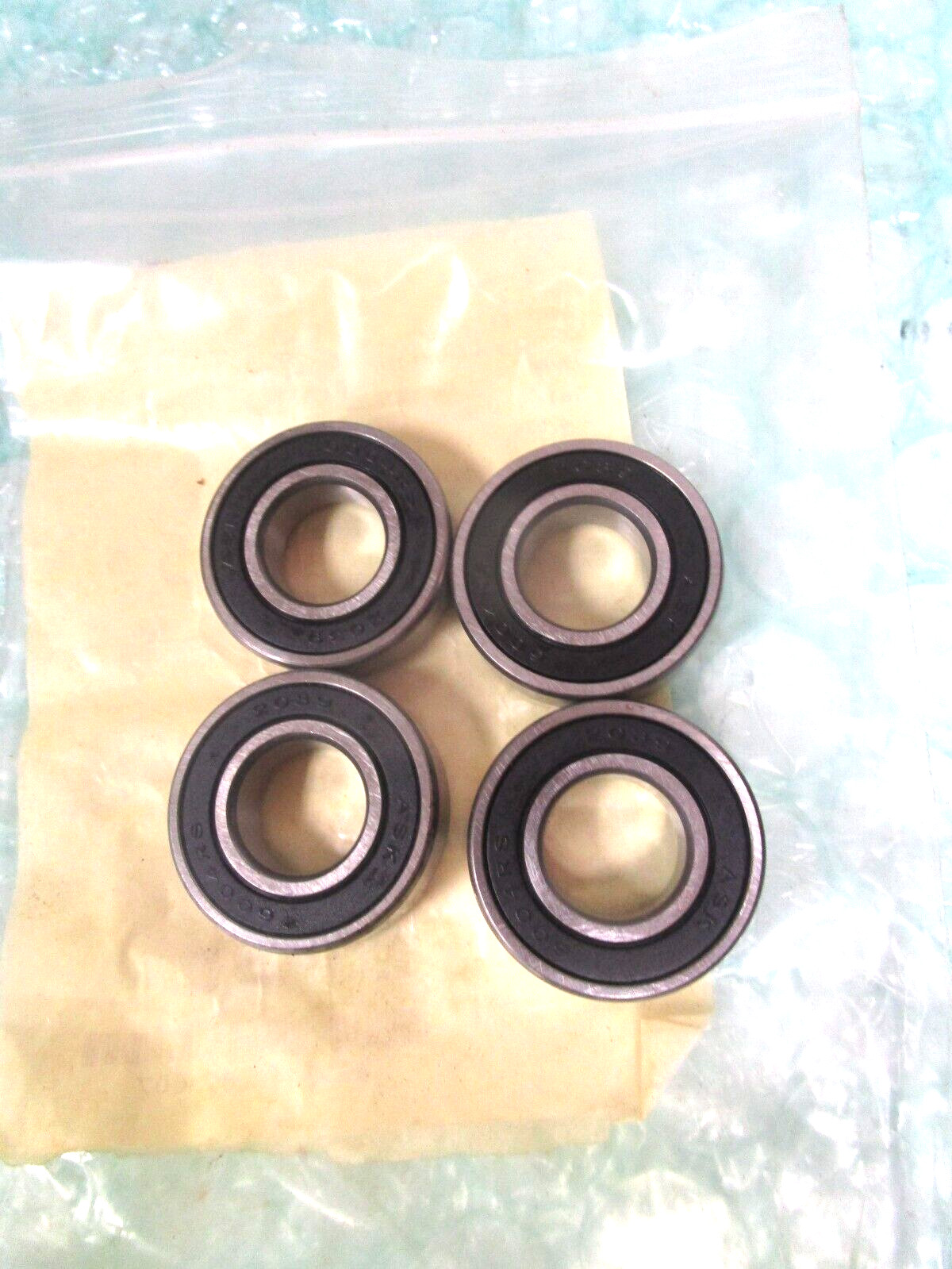 NEW LOT OF 4, 0-400-30-134-1, 6004 2RSH/LHT23 Ball Bearing