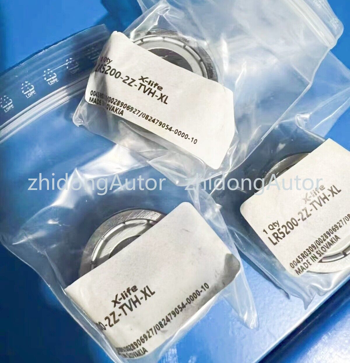 1PC INA LR5200-2Z-TVH-XL bearing #ZD