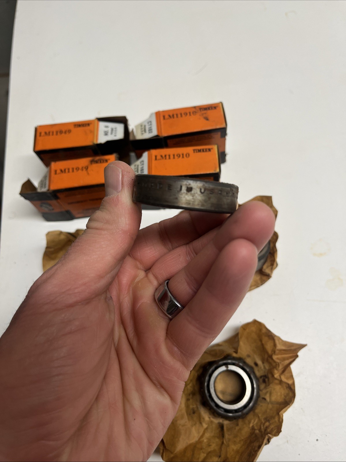 TIMKEN LM11949/LM11910 Tapered Roller Bearings 2 Pairs