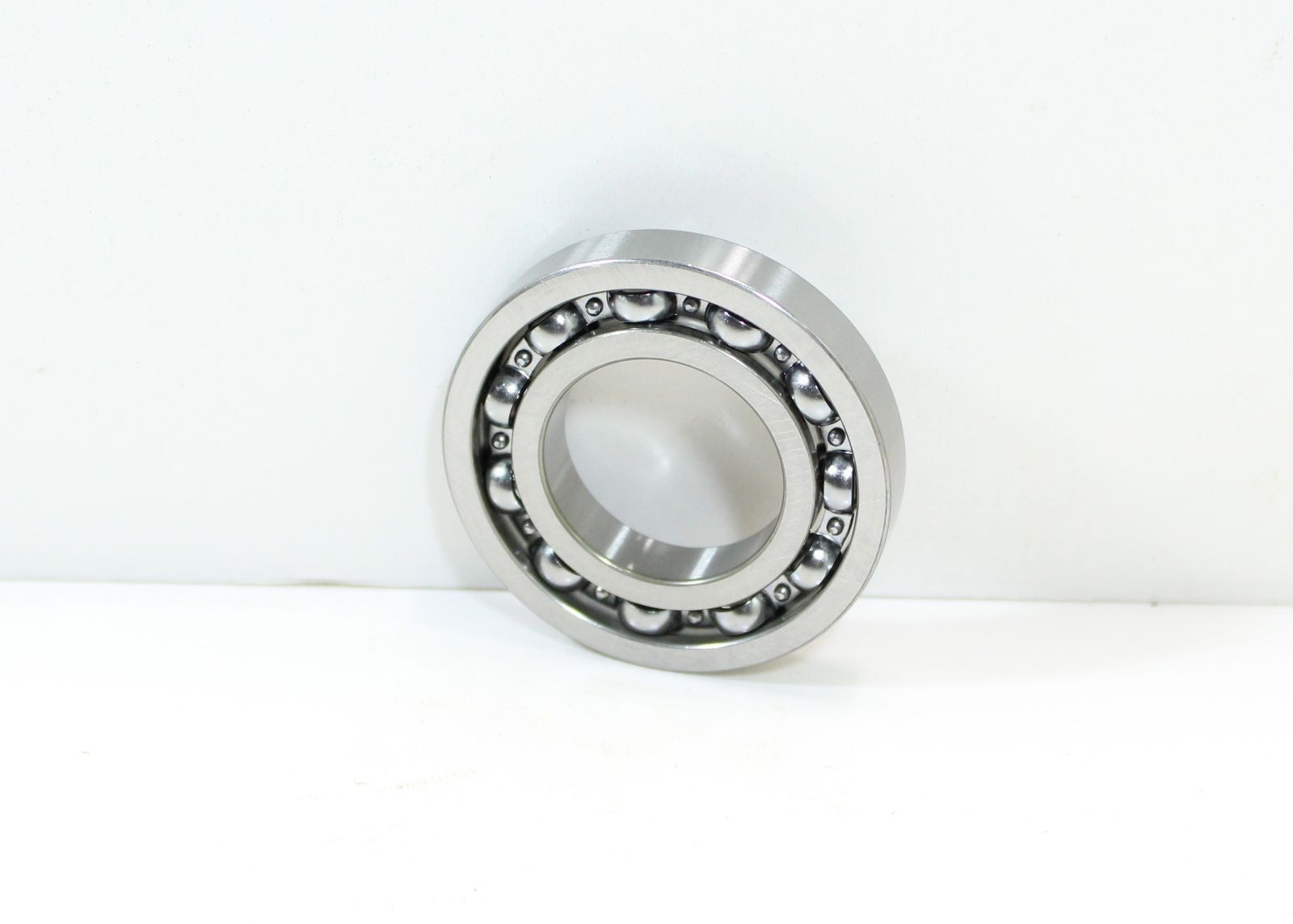 NTN 16005 Deep Groove Ball Bearing 25x47x8mm