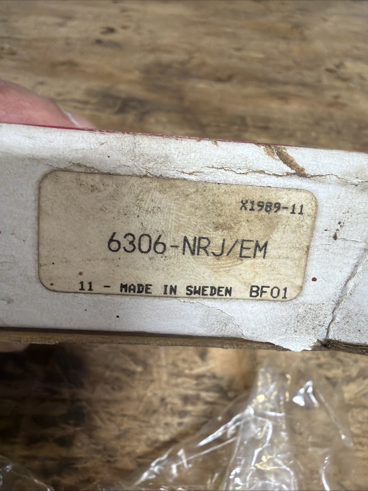 SKF 6306-NEJEM Bearing With Snap Ring 30mm Bore (g19)