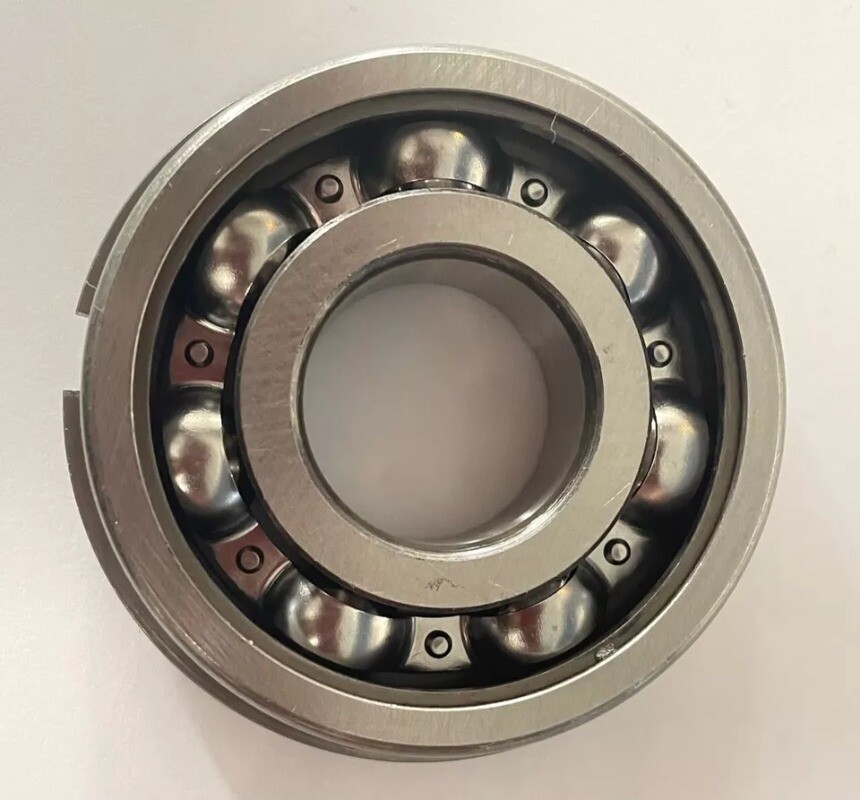 NEW SKF 6305 NR C3 BALL BEARING SNAP RING 25x62x17mm