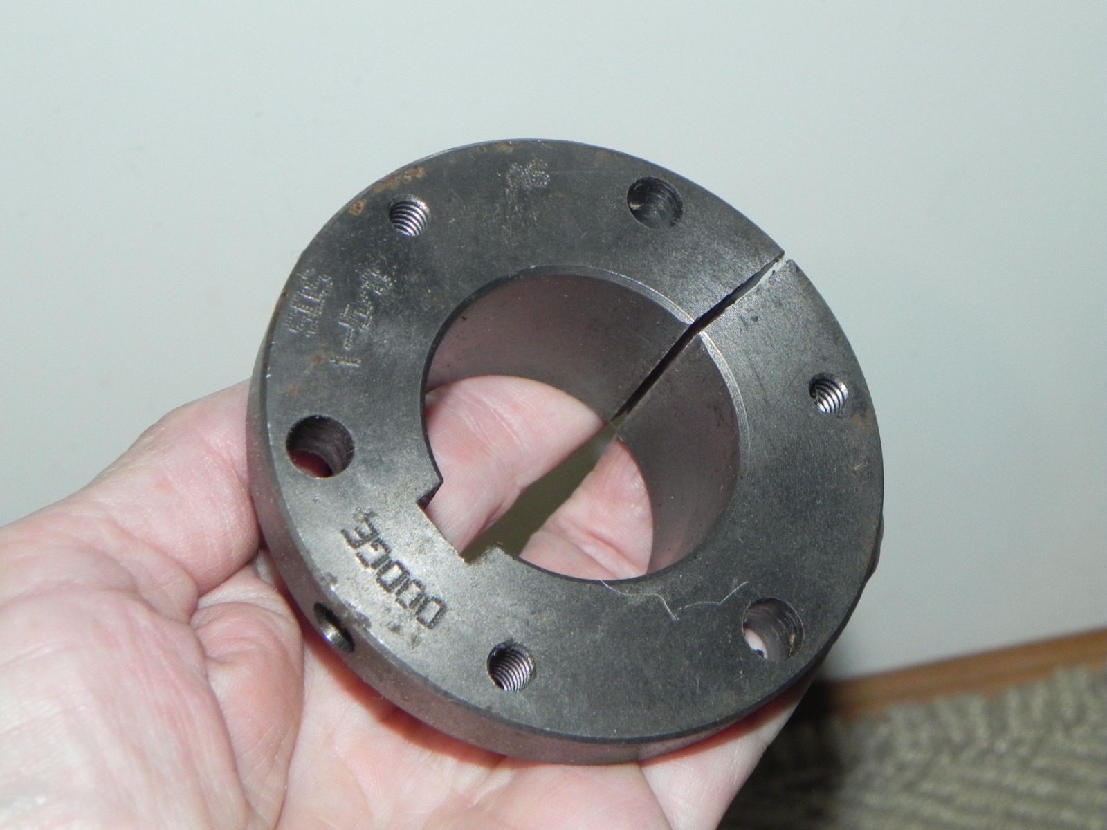 Dodge SDS x 1-5/8 KW Bushing 120406 (Quick Disconnect) 1-5/8″ Bore, Ductile iron