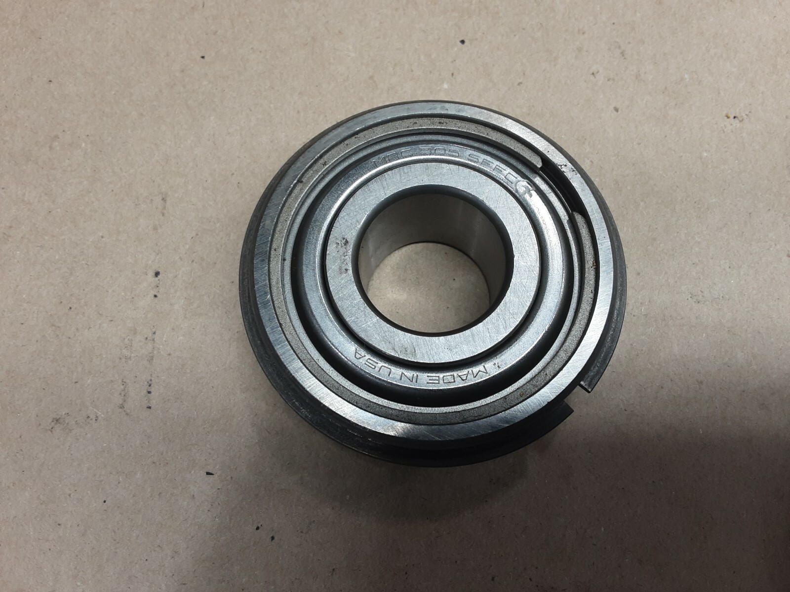 MRC SKF 305SFFCG Deep Groove Bearing 25mm x 62mm x 25MM #04H69
