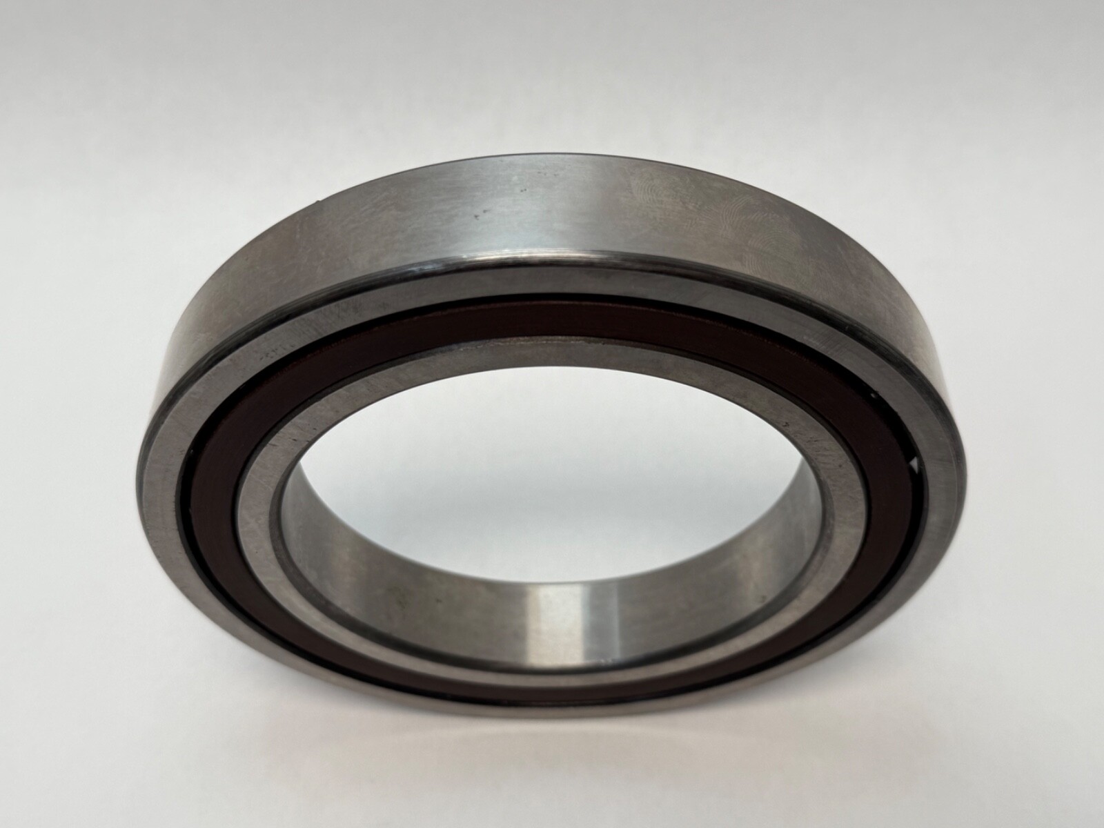 NDH Q0L24 Angular Bearing Q-0L24 7024-C 120x180x28 mm
