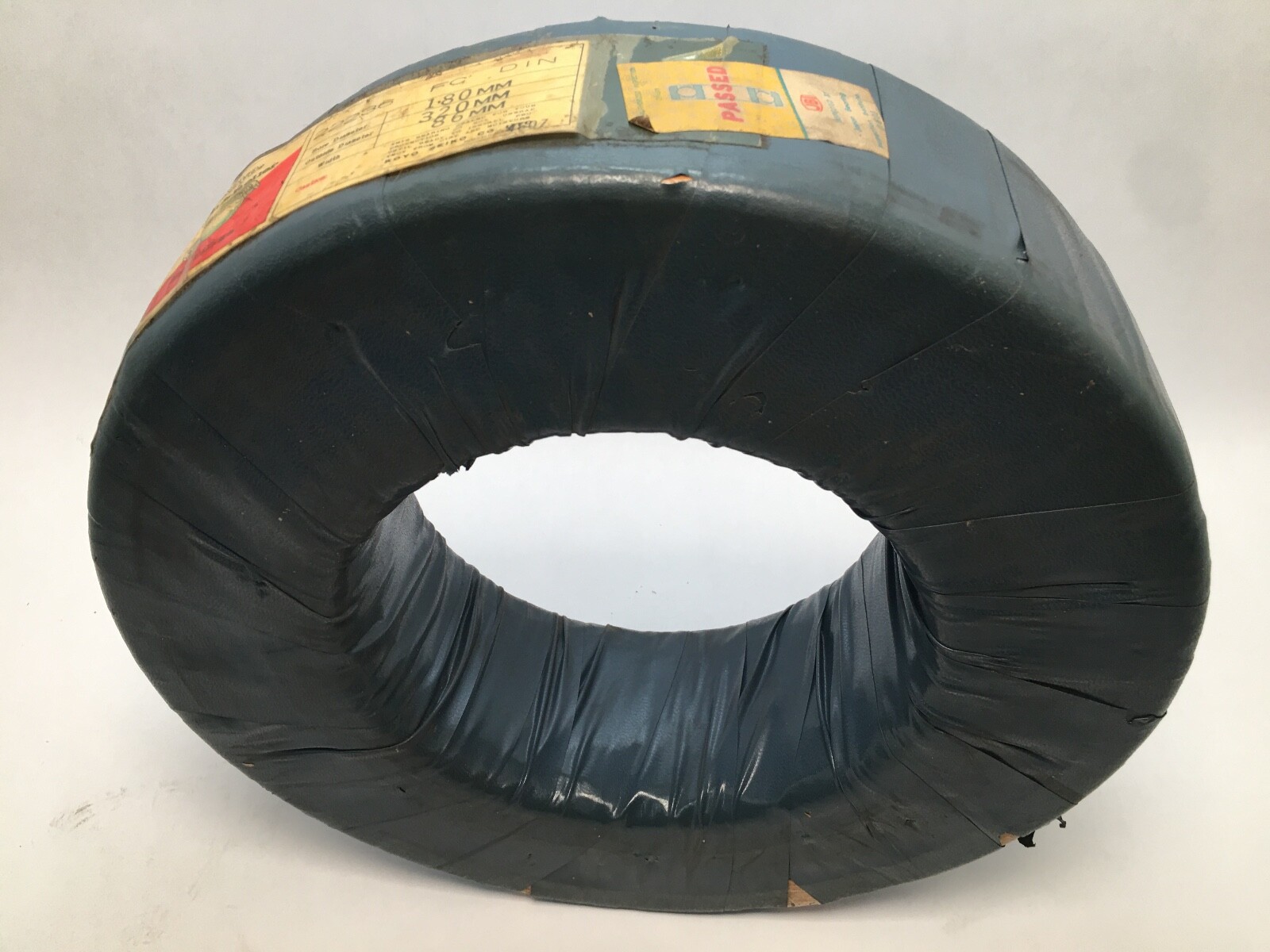 KOYO 22236FC Spherical Roller Bearing 180x320x86 mm 22236-FC Japan