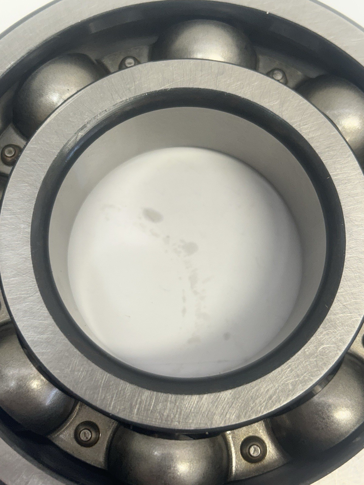 FAG 6313/C3 DEEP GROOVE RADIAL BALL BEARING 140mm 65mm 33mm New