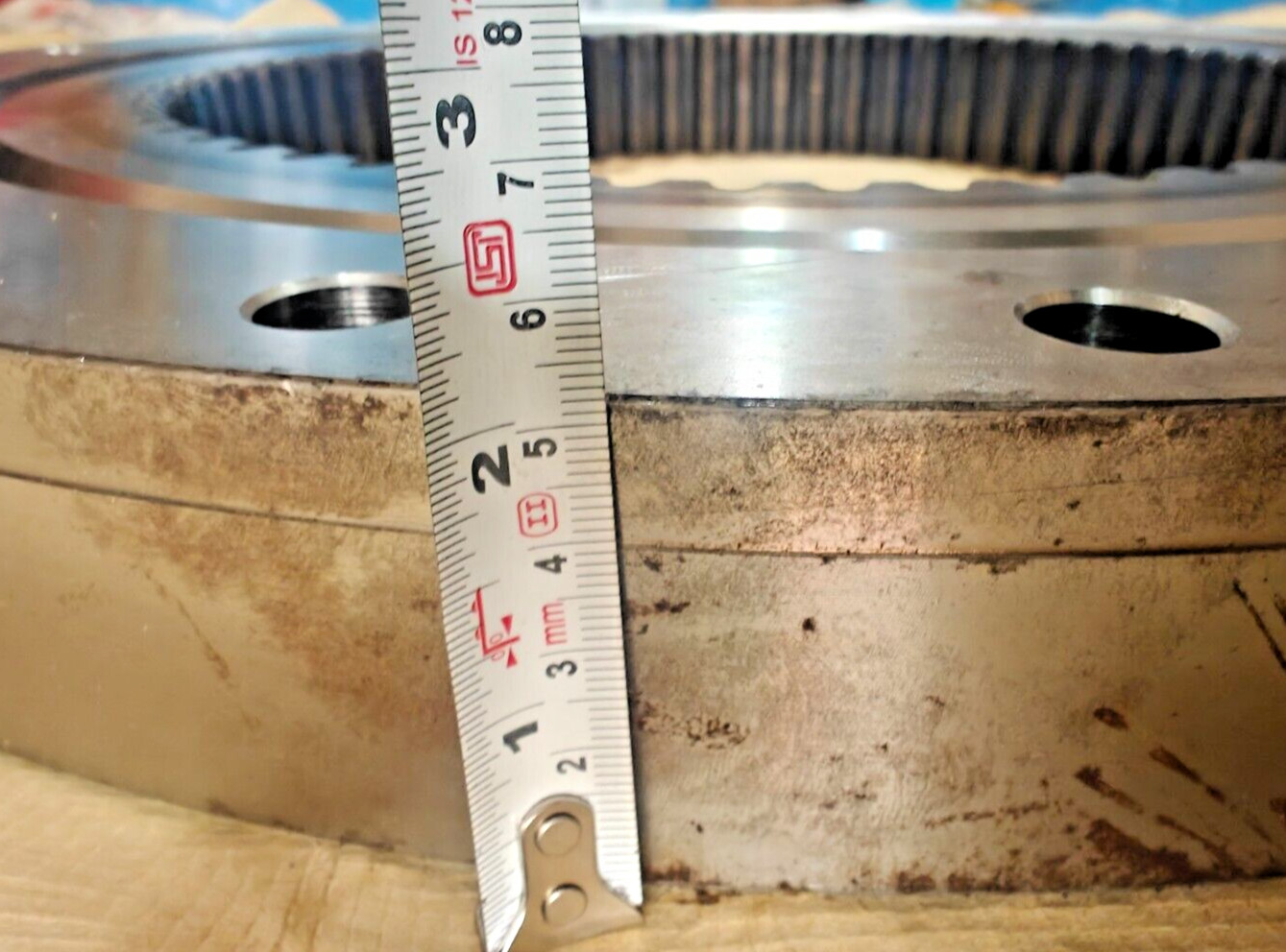 Internal Gear Teeth Slewing Ring Rotary Bearing 325 mm x 520 mm D 501 036 324B0