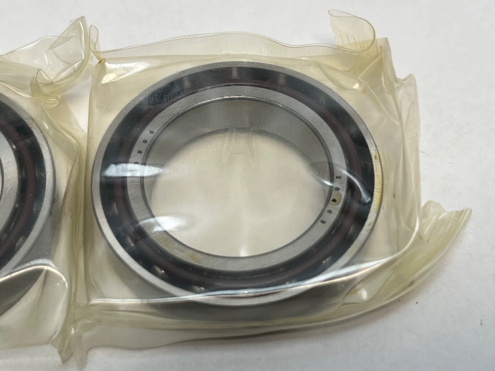 SNR 71906HDUJ74 Bearing 30x47x9mm 7906-E-T-DUL-P4 71906-H-DU-J74 France 2 Pcs