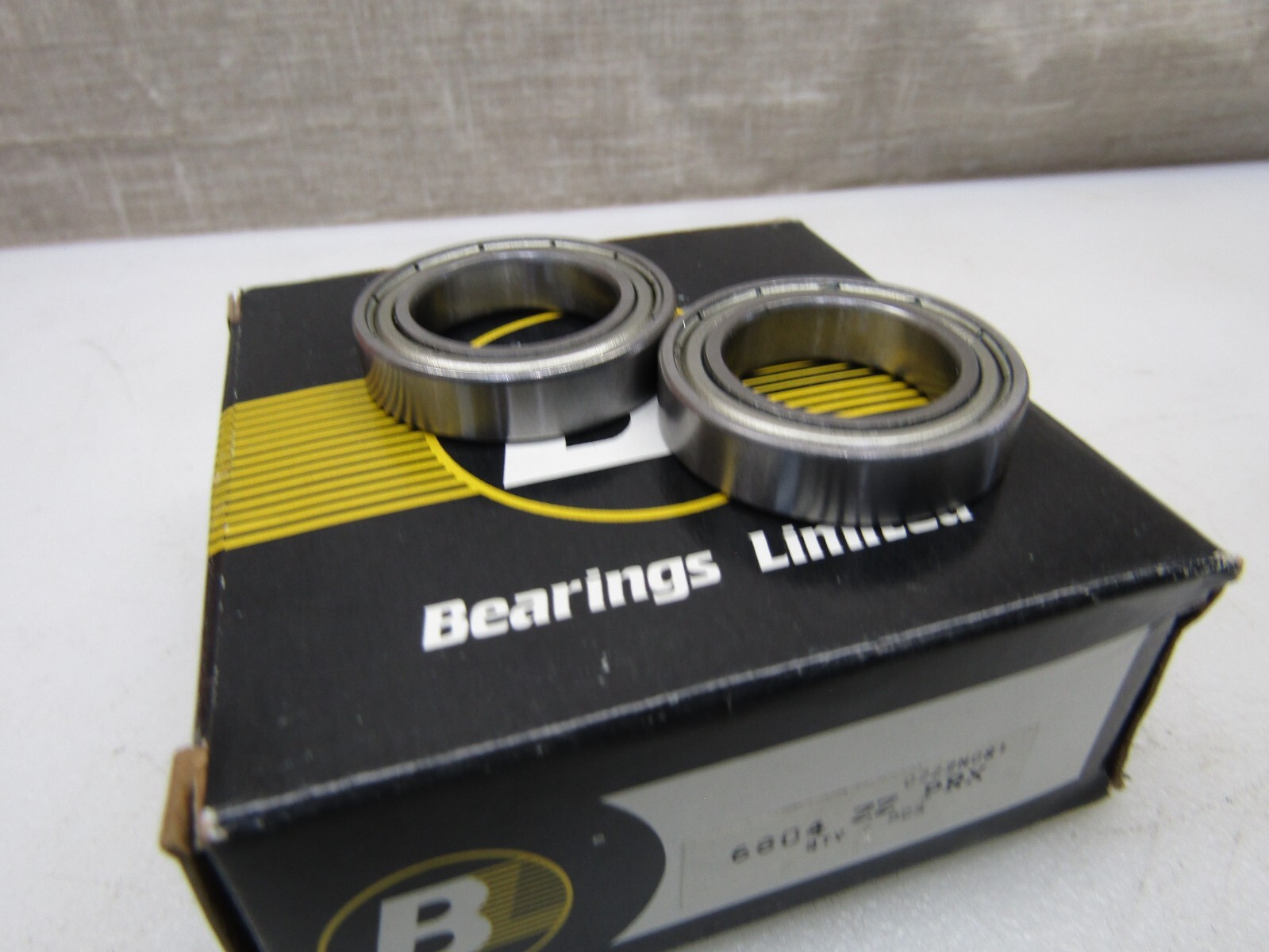 Lot of 2 Bearings Limited 6804-ZZ 20mm x 32mm x 7mm Metal Shielded Bearing