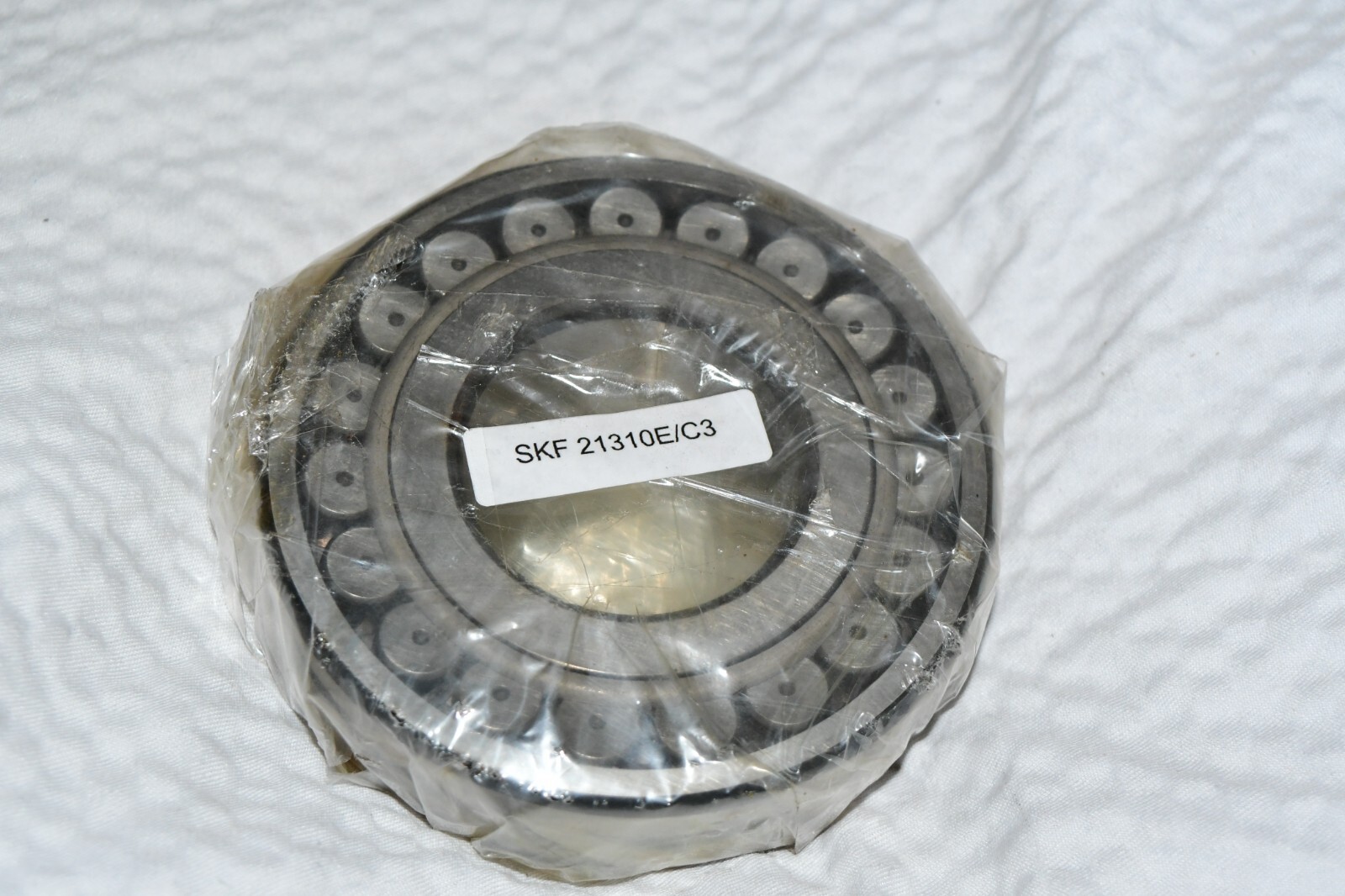 SKF 21310E/C3 ROLLER BEARING 21310EC3 BRAND NEW RARE U.S SELLER 517a21