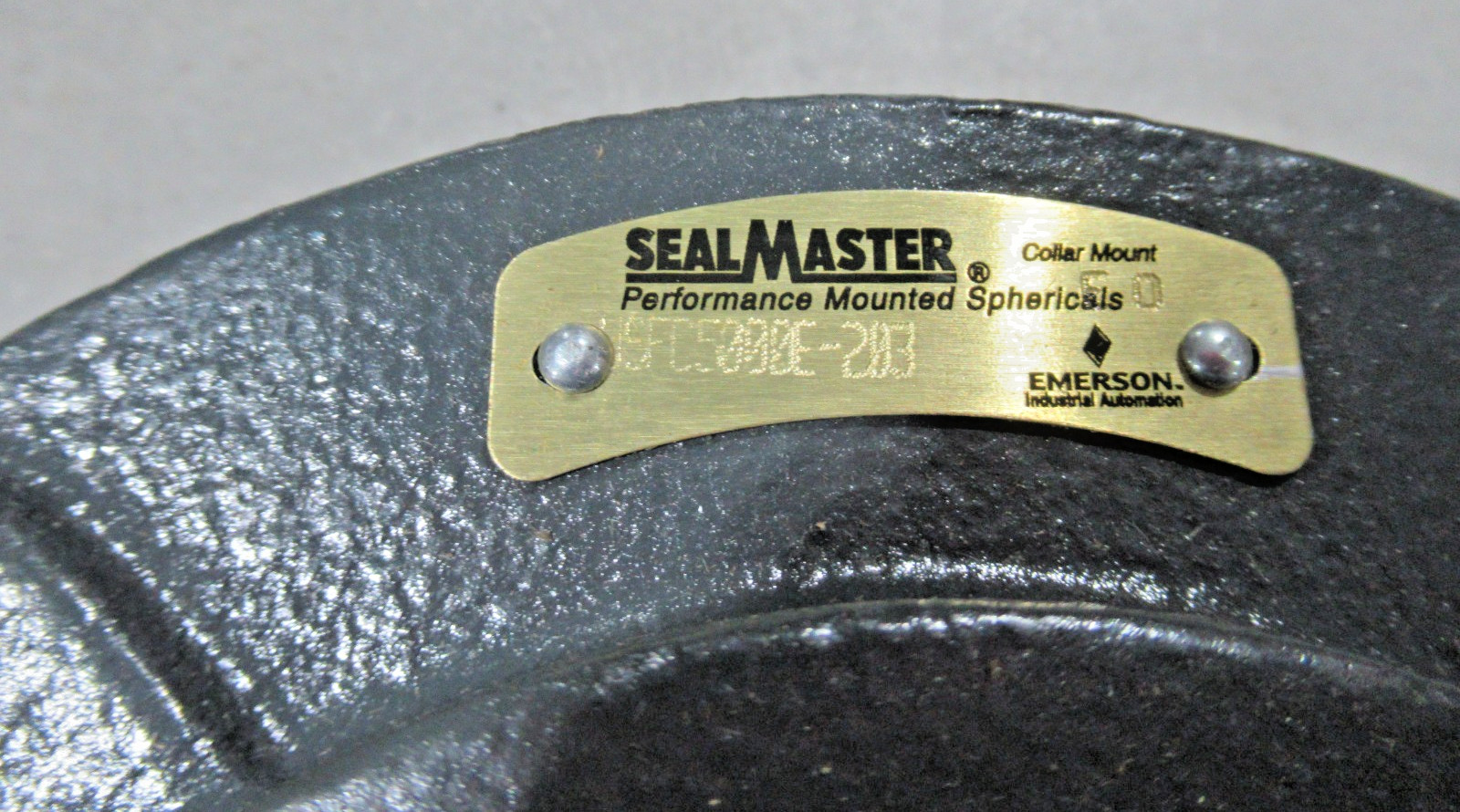 SealMaster (RRX) USFC500E-203 Flange-Mount Roller Bearing 1-3/16″ Bore, 4 Bolt