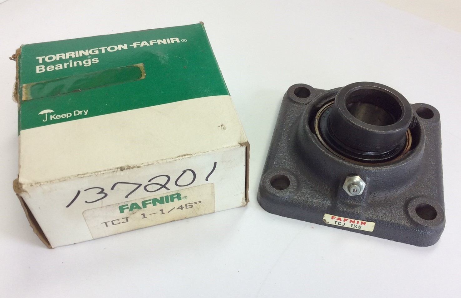 Torrington Fafnir TCJ 1 1/4 S Pillow Block Flanged Ball Bearing Unit 1.25″ Bore