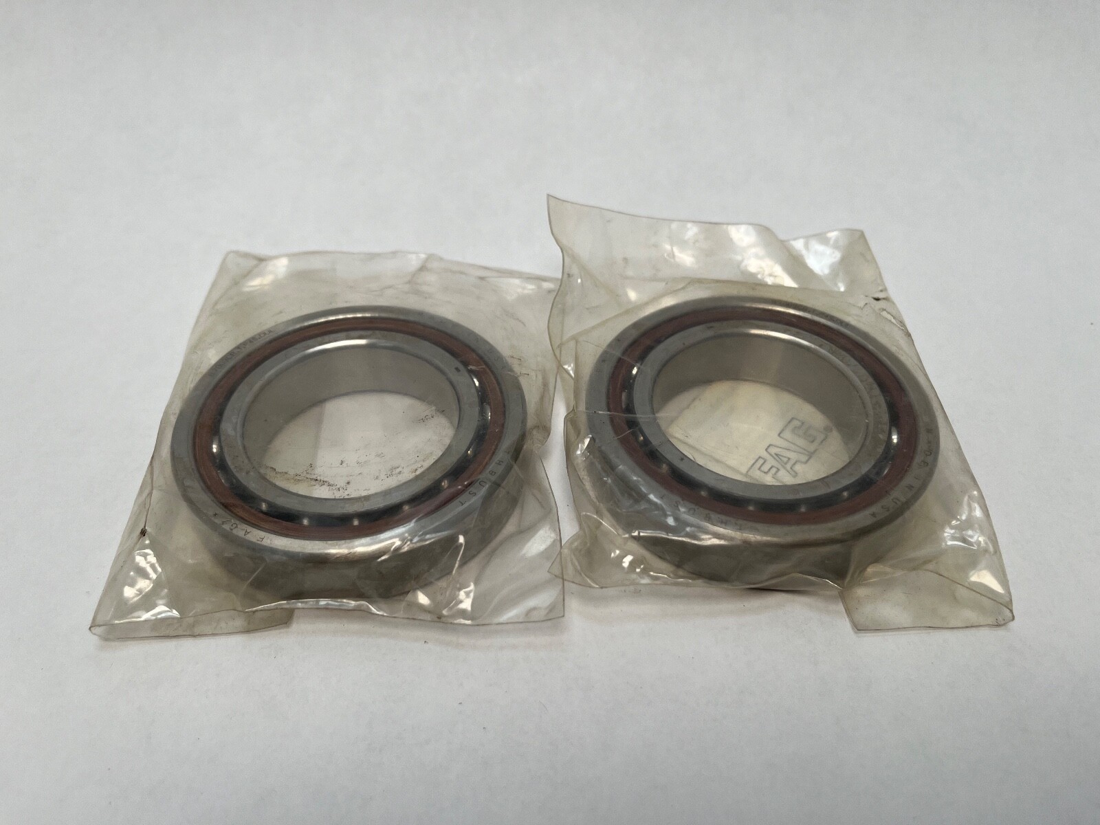FAG B7009CB.T.P4S.DUL Bearing 45x75x16 mm 7009C B-7009-CB-T-P4S-DUL USA 2 Pcs
