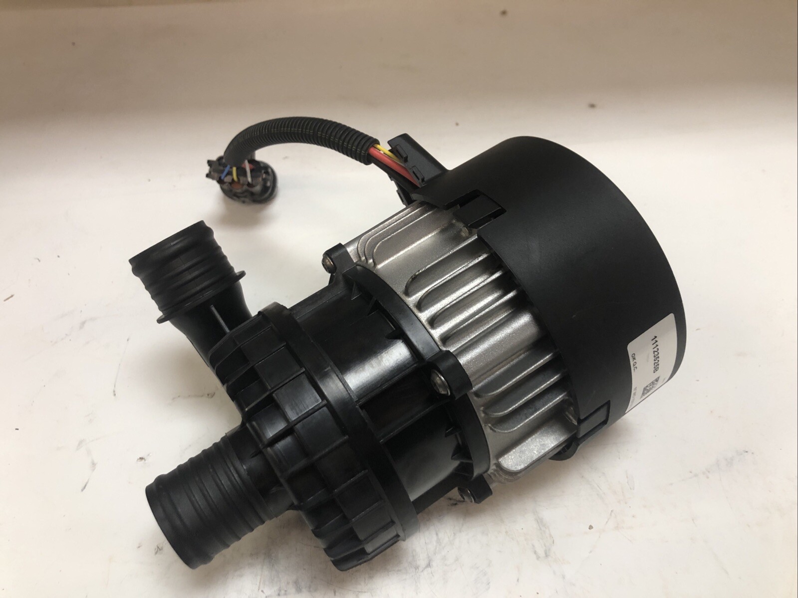 1 New VALEO Water Pump SPUMP 260 CAN 05, 11138177A, 24V/260W |U.S.A. Seller| *