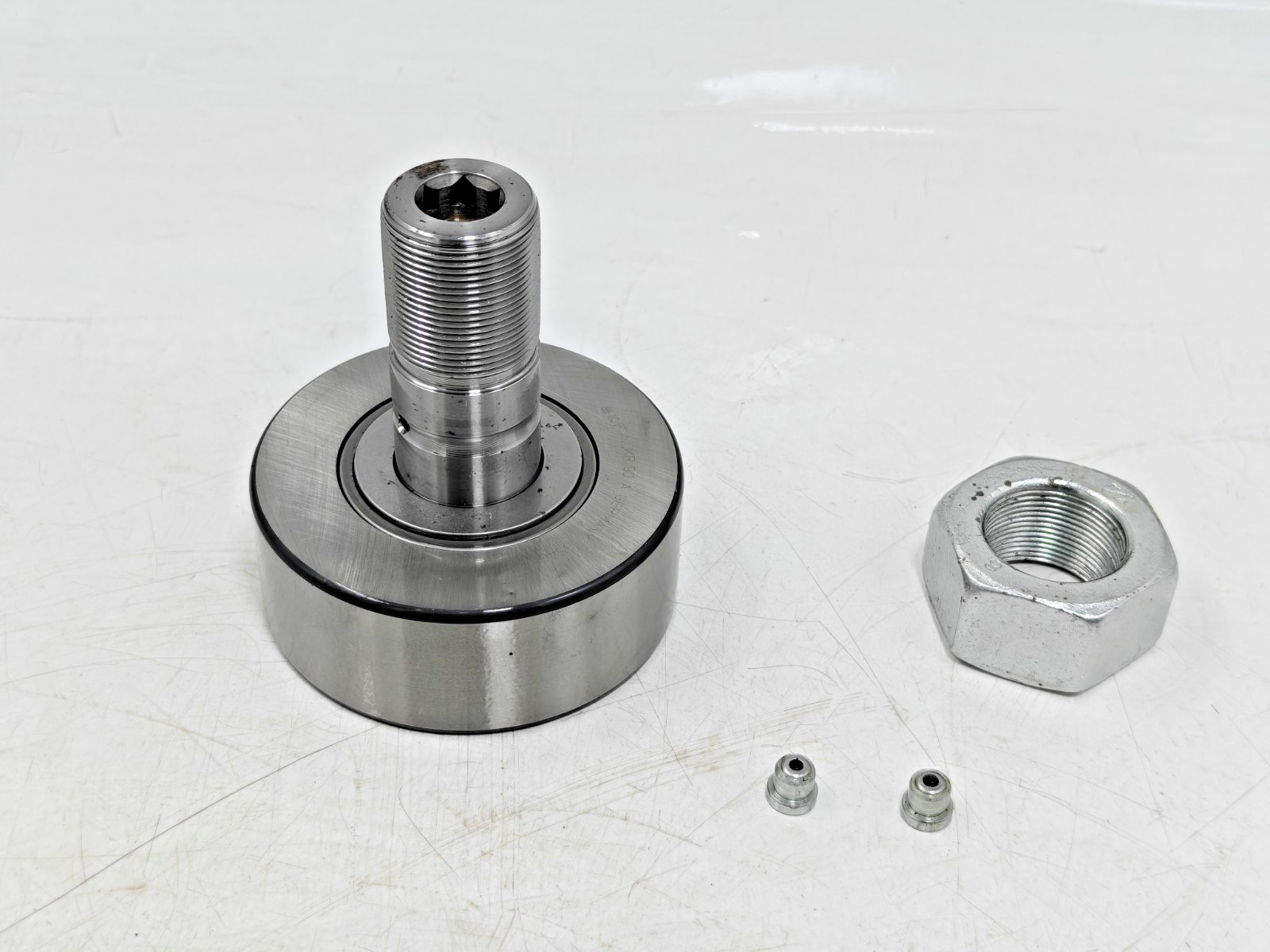 NUKR 90 A SKF Cam Follower Stud-Type Track Roller SKF NUKR90A Germany