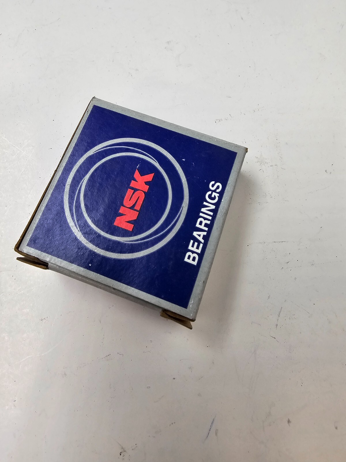 QTY 4 NSK SEALED BALL BEARING 6005VVC3 Radial Deep Groove Straight Bore 25 mm