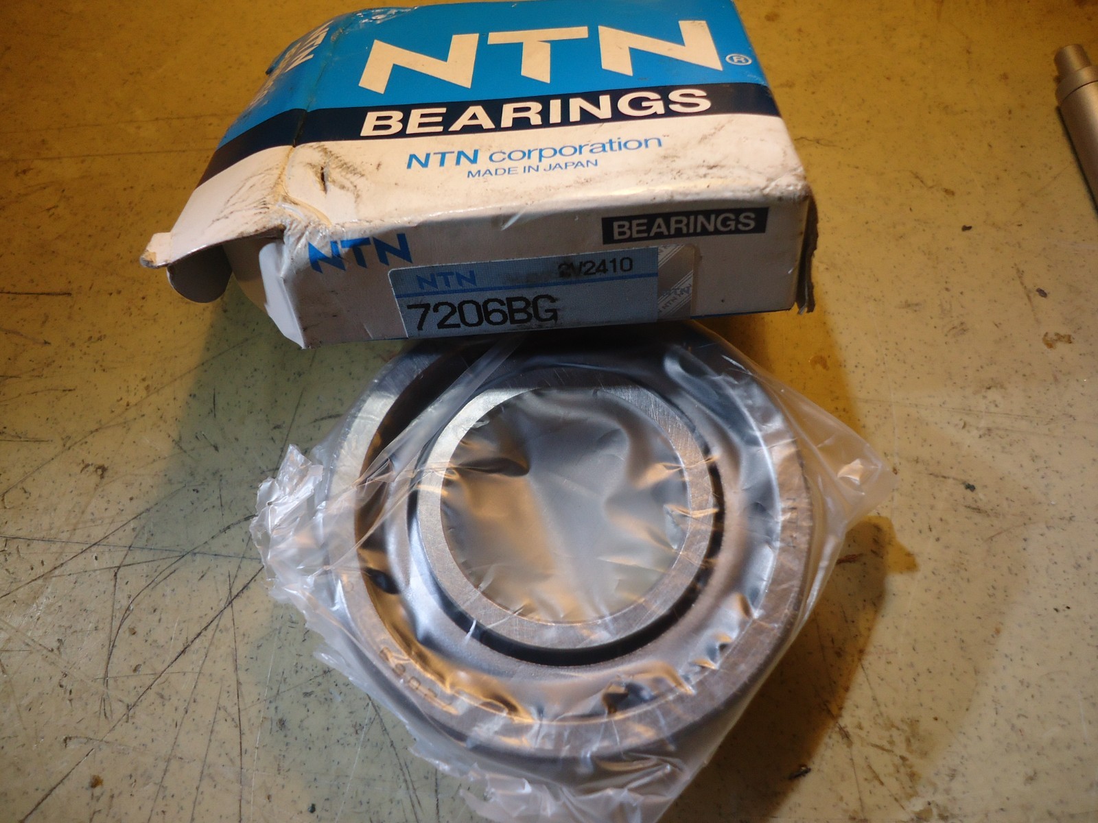 7206BG NTN ANGULAR CONTACT BEARING 2V2410