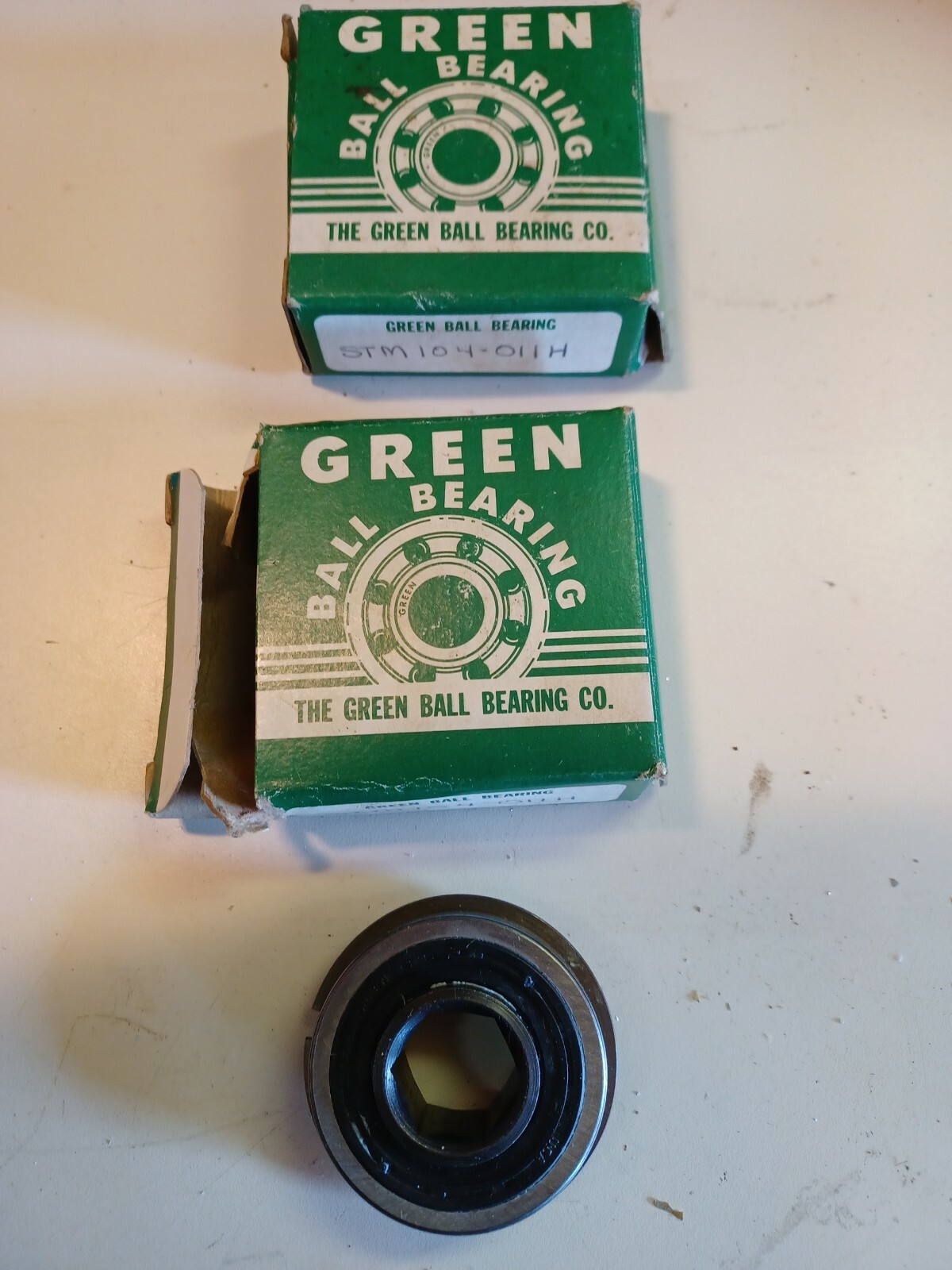 Green Ball Bearing STM104-011H