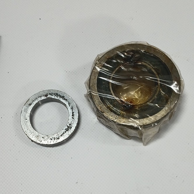 Green Ball Bearing 904824R Precision Ball Bearing, SAE 52100 Chrome Steel