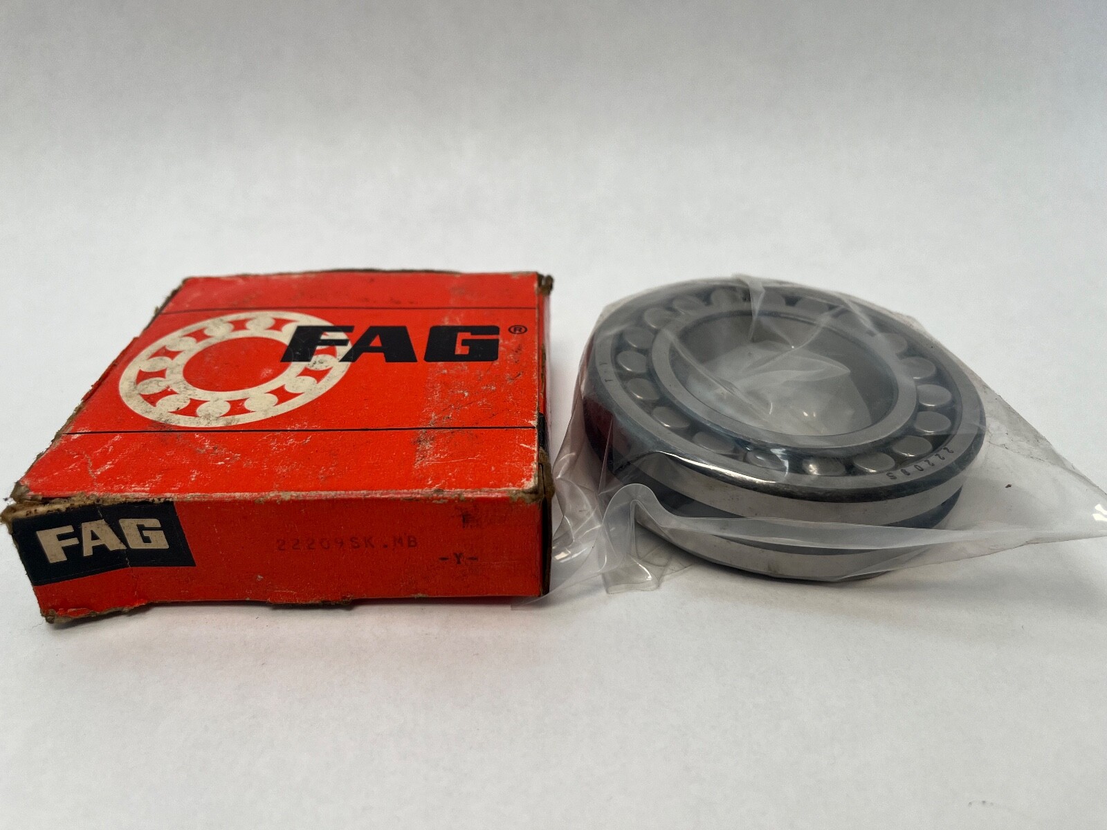 FAG 22209SK.MB Spherical Bearing 45x85x23 mm 22209-S-K-MB 22209-S-K-M