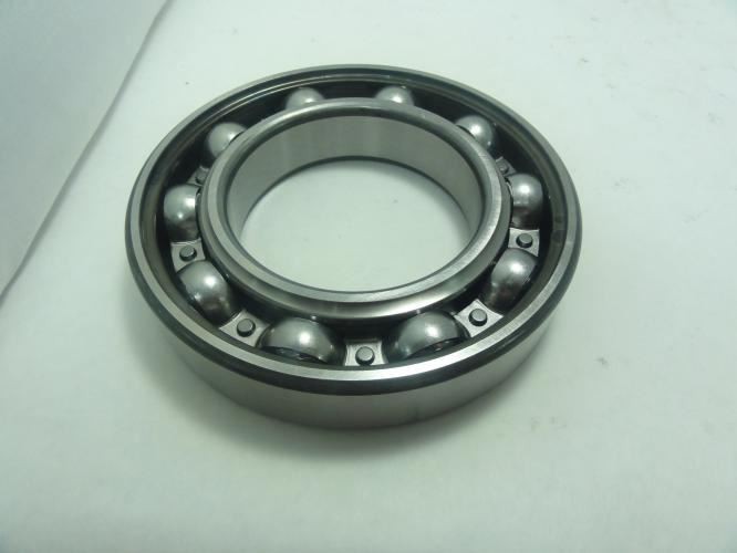 204196 Old-Stock; SKF 6217/C3 Ball Bearing; 85mm ID; 150mm OD; 28mm W