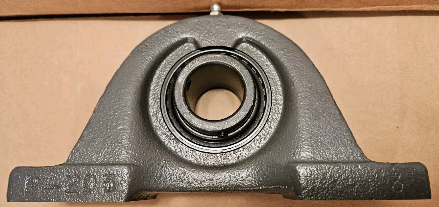 NEW, Sealmaster SP-18C Pillow Block Bearing Unit, 2 Bolt Base, 1-1/8″ Bore