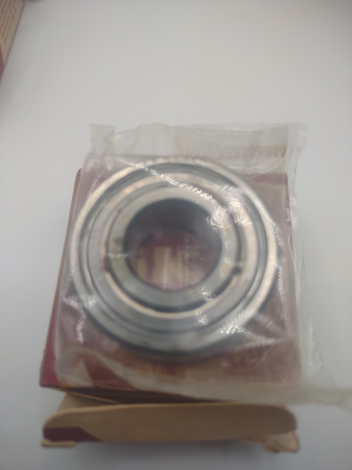 Lot of (6) SKF 6202 2ZJEM Ball Bearings NOS