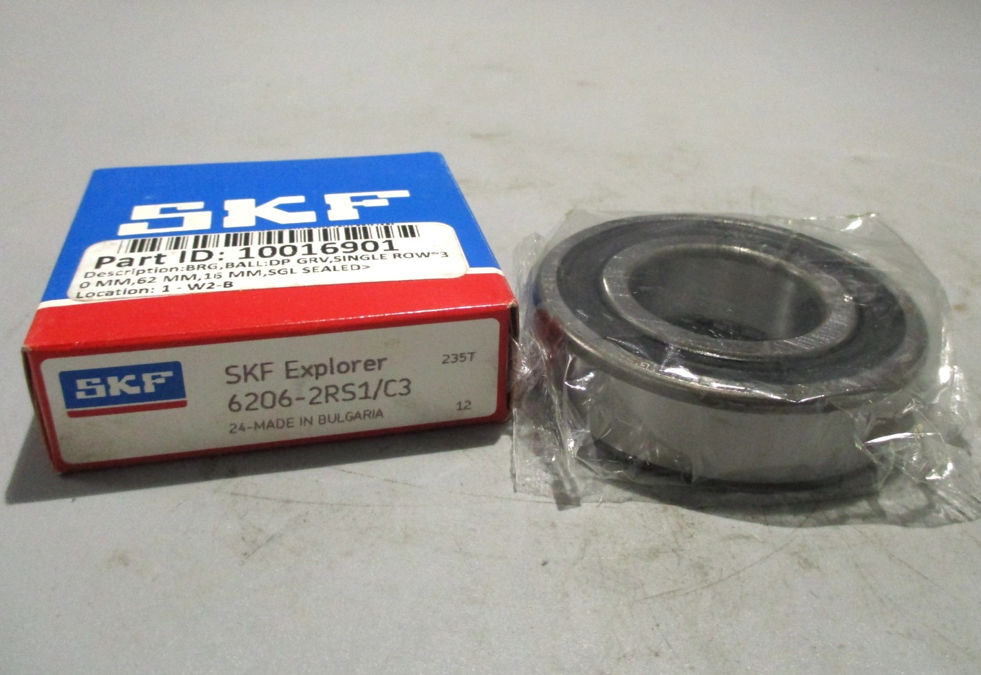 NEW SKF 6206-2RS1/C3 SEALED BALL BEARING